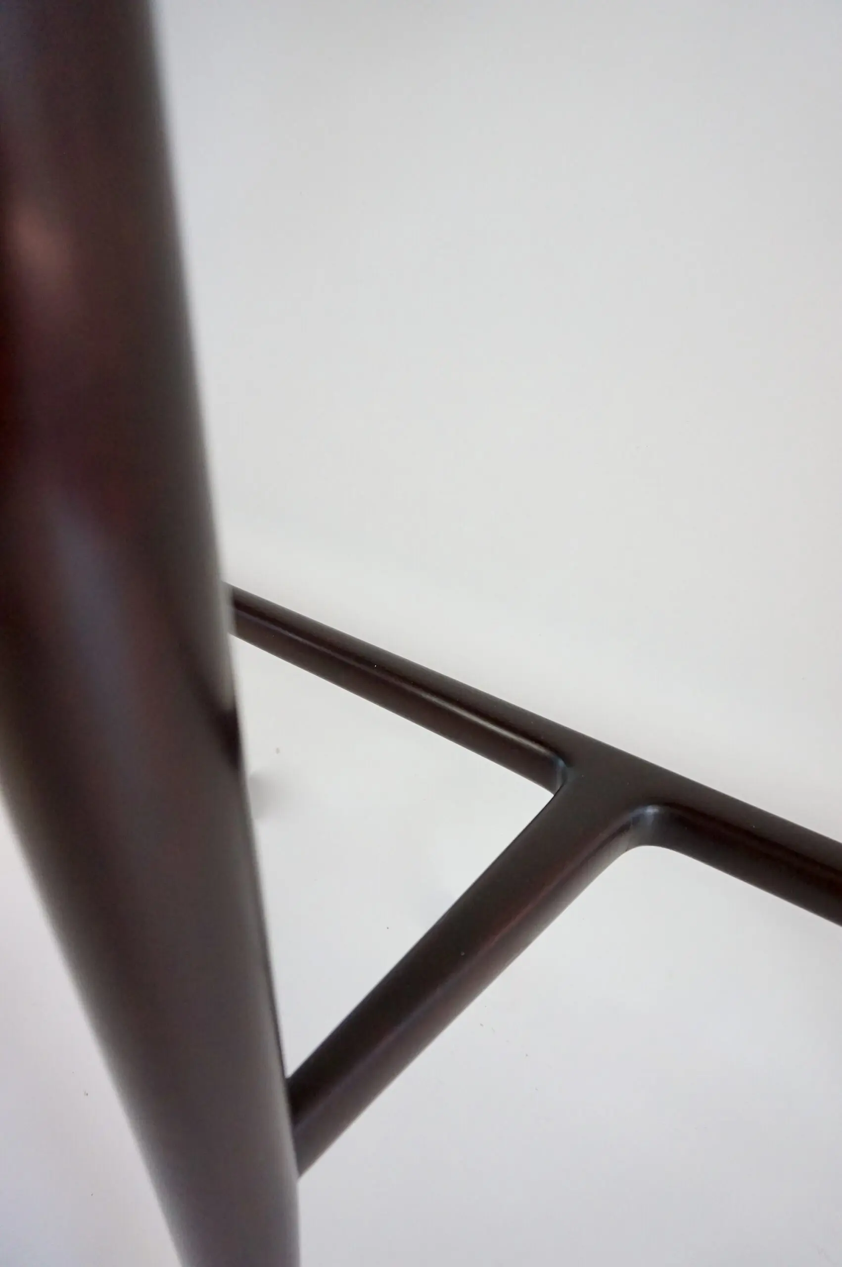 large Paolo Buffa demi-lune console, marble top, bronze details, three feet 1940 — photo 11
