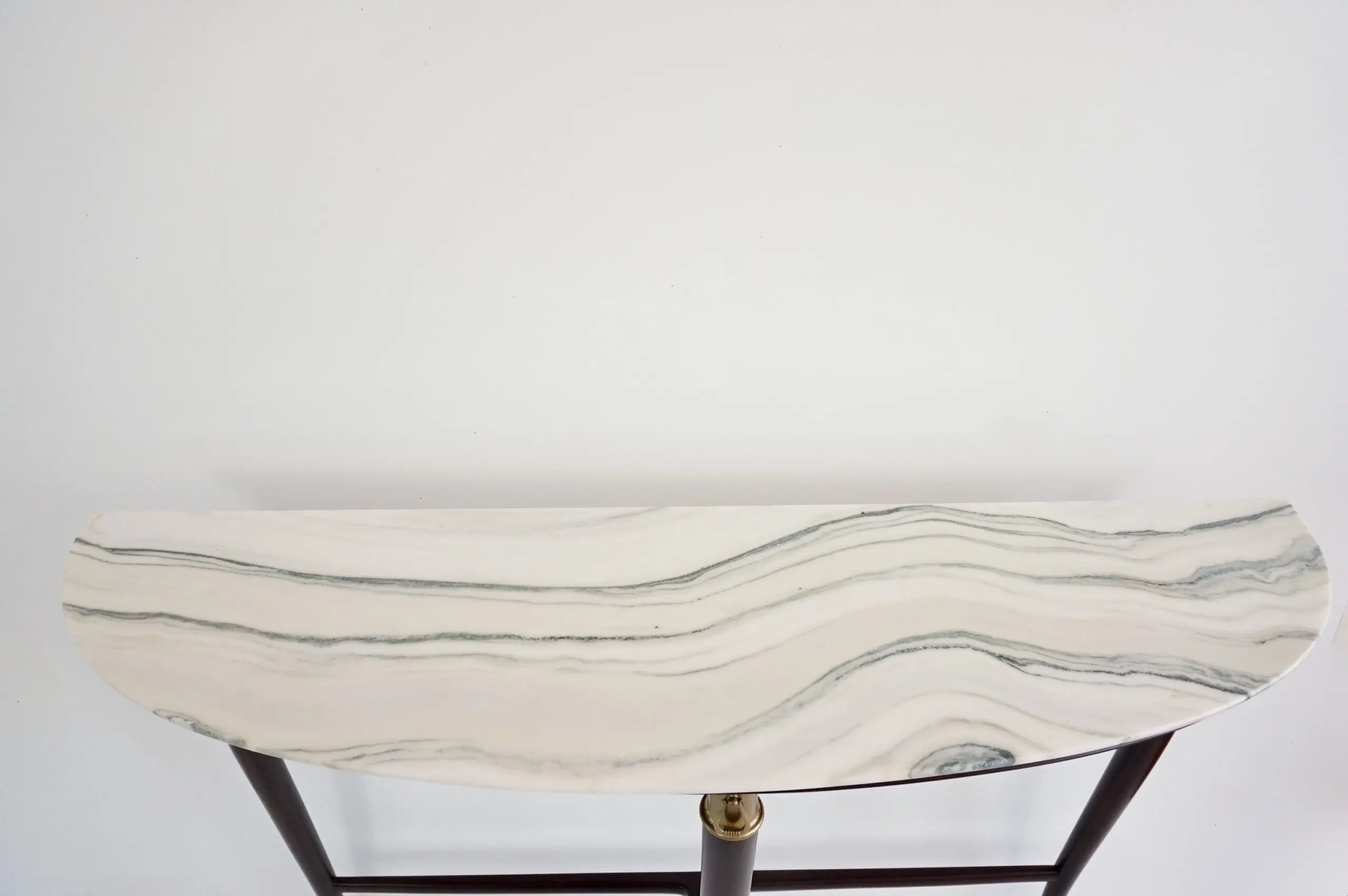 large Paolo Buffa demi-lune console, marble top, bronze details, three feet 1940 — photo 8