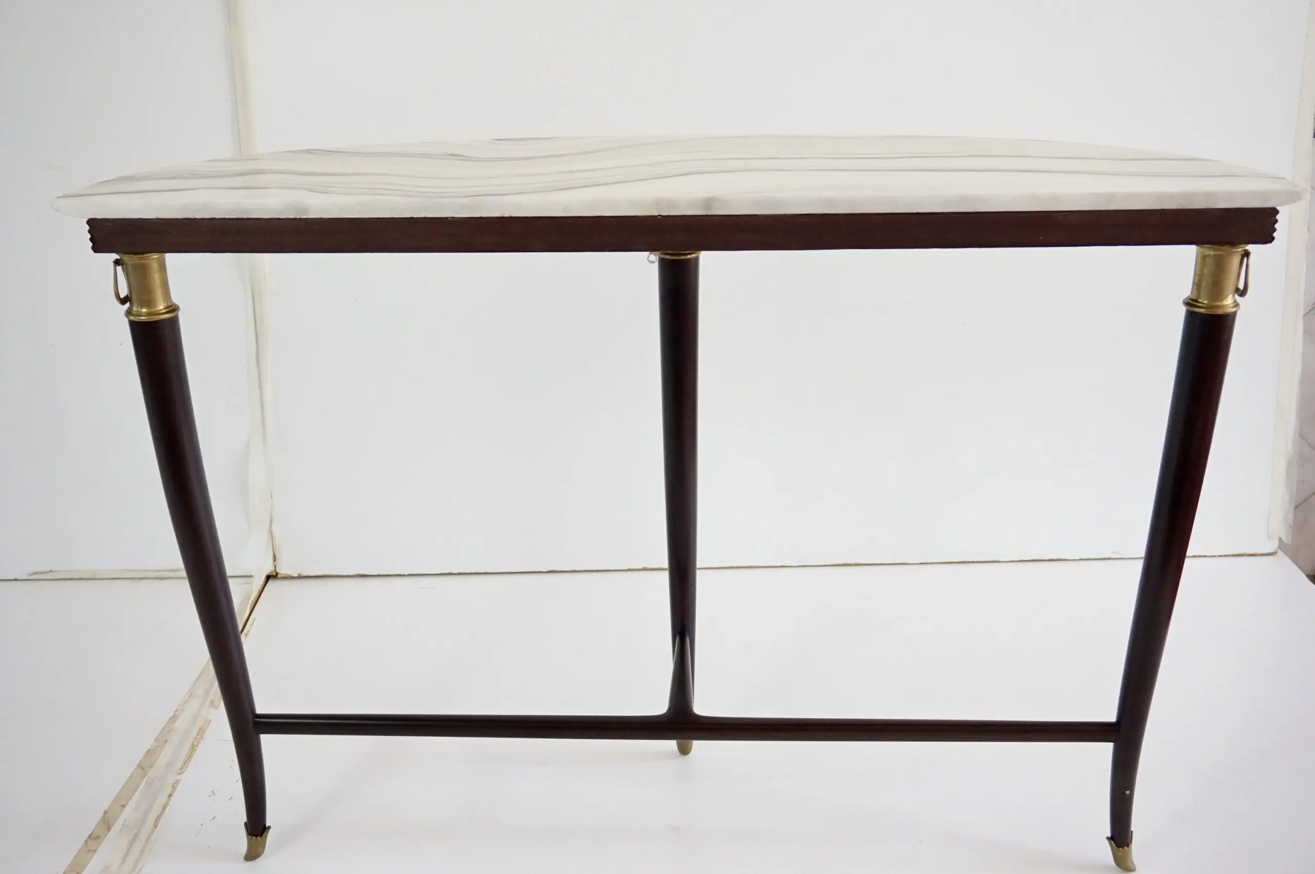 large Paolo Buffa demi-lune console, marble top, bronze details, three feet 1940 — photo 14