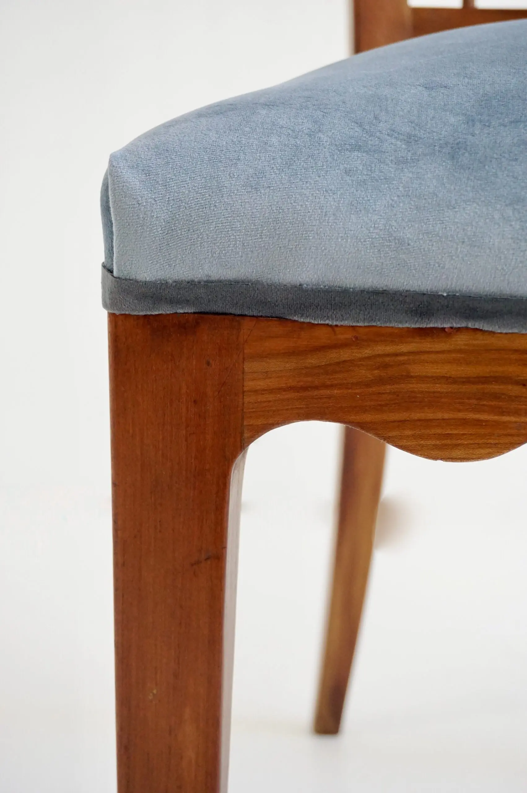 set of six cherrywood Paolo Buffa ondulations dining chairs, 1950 — photo 18