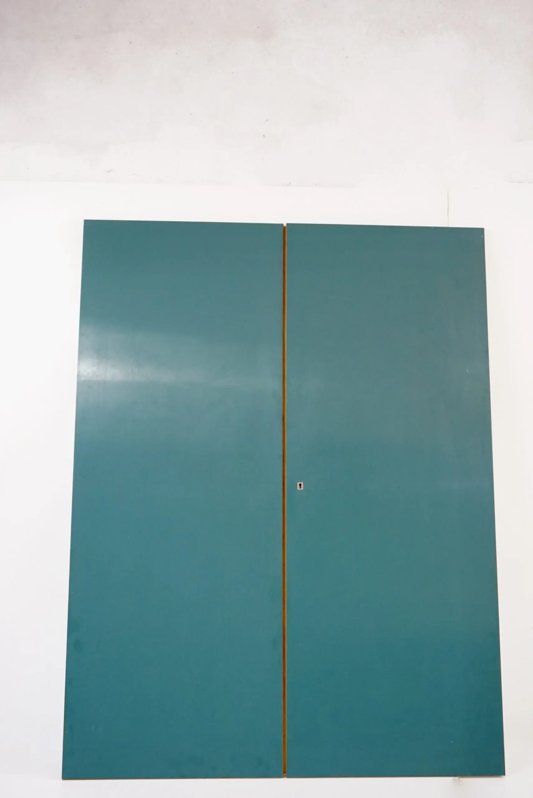 pair of GIO PONTI laminate wall cupboard doors with mirrors Hotel PdP Rome, 1964 — image 2