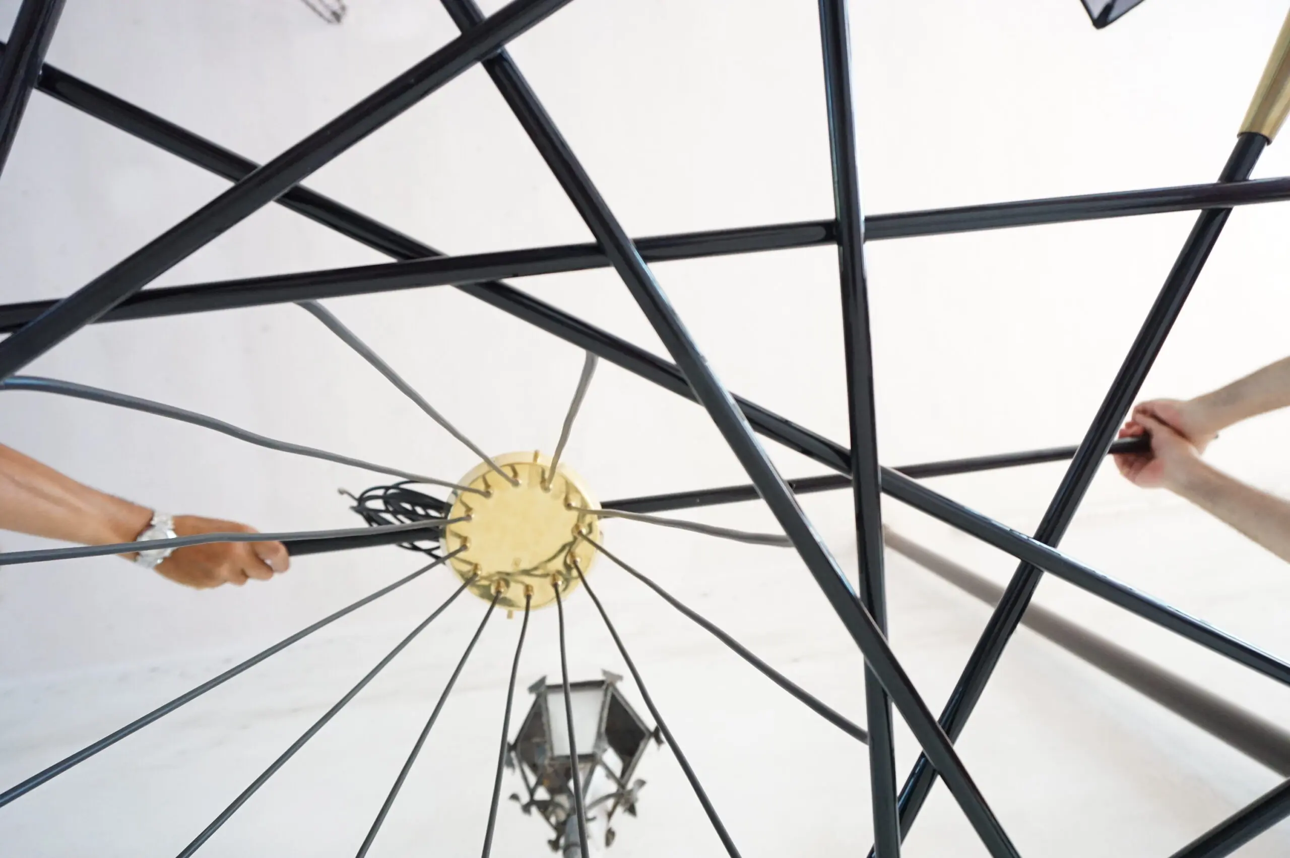 Stilnovo large 24 lights-arms brass ceiling lamp chandelier, Shanghai, 1950 — photo 22