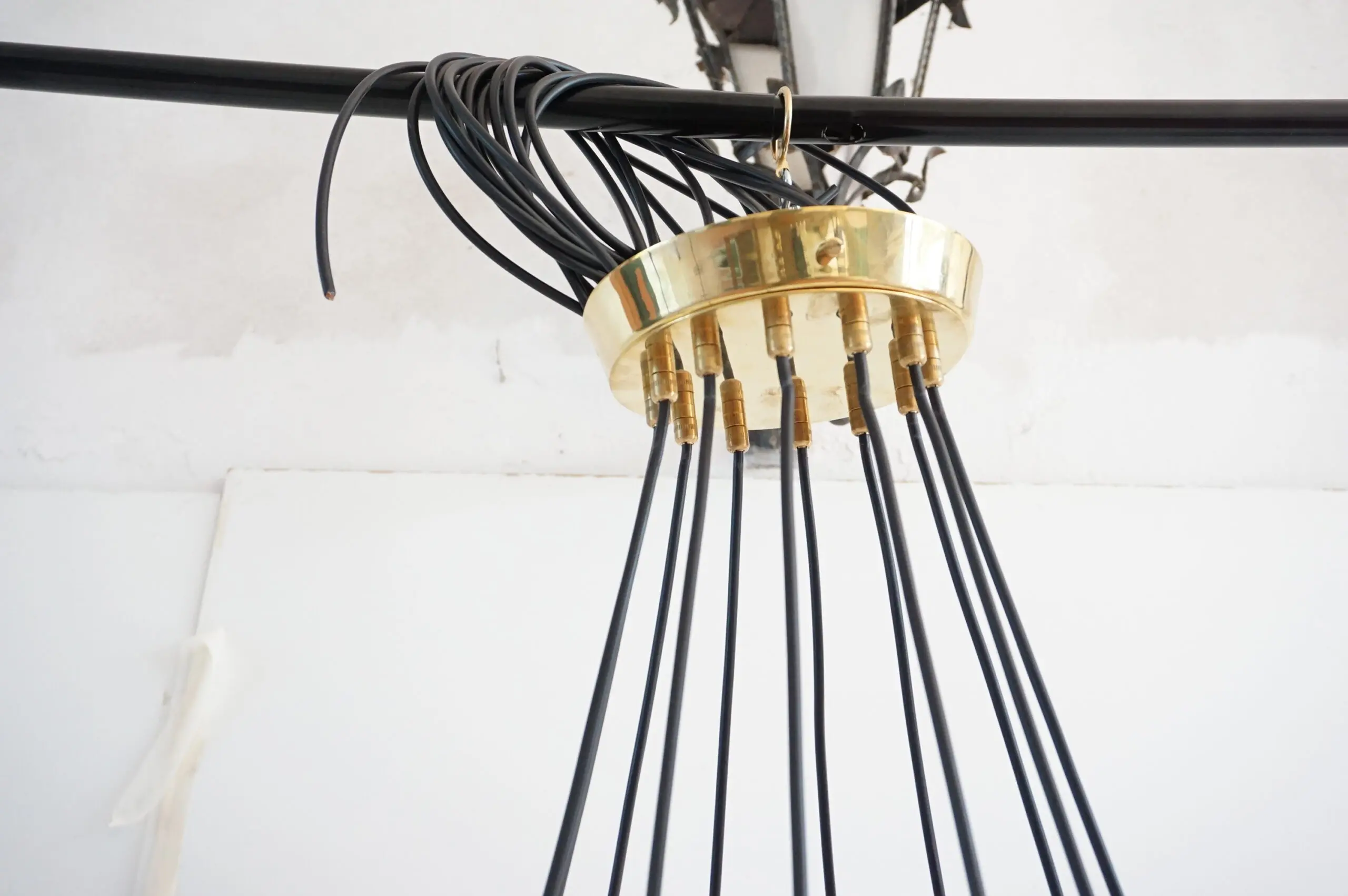 Stilnovo large 24 lights-arms brass ceiling lamp chandelier, Shanghai, 1950 — photo 14