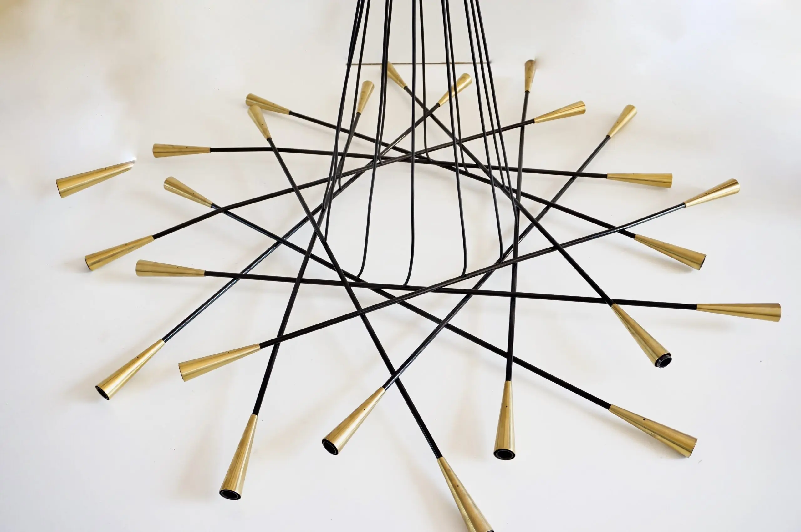 Stilnovo large 24 lights-arms brass ceiling lamp chandelier, Shanghai, 1950 — photo 19