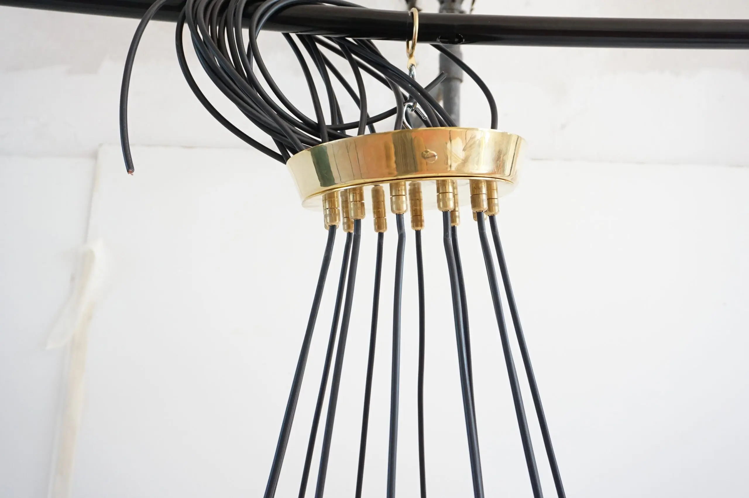 Stilnovo large 24 lights-arms brass ceiling lamp chandelier, Shanghai, 1950 — photo 15