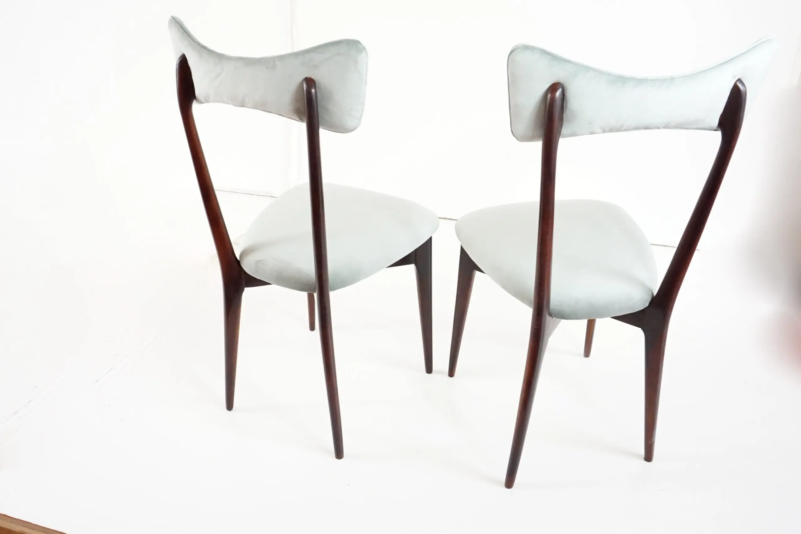 A pair of  Ico and Luisa Parisi Dining Chairs by Ariberto Colombo, 1952 — photo 15