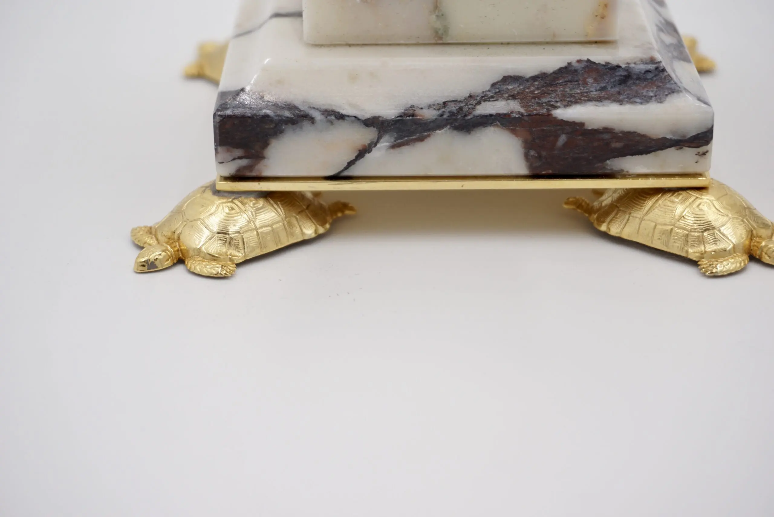 Pair of Breccia Medicea Marble and Bronze Obelisks, "Crabs", Limit.Edition 2018 — photo 5