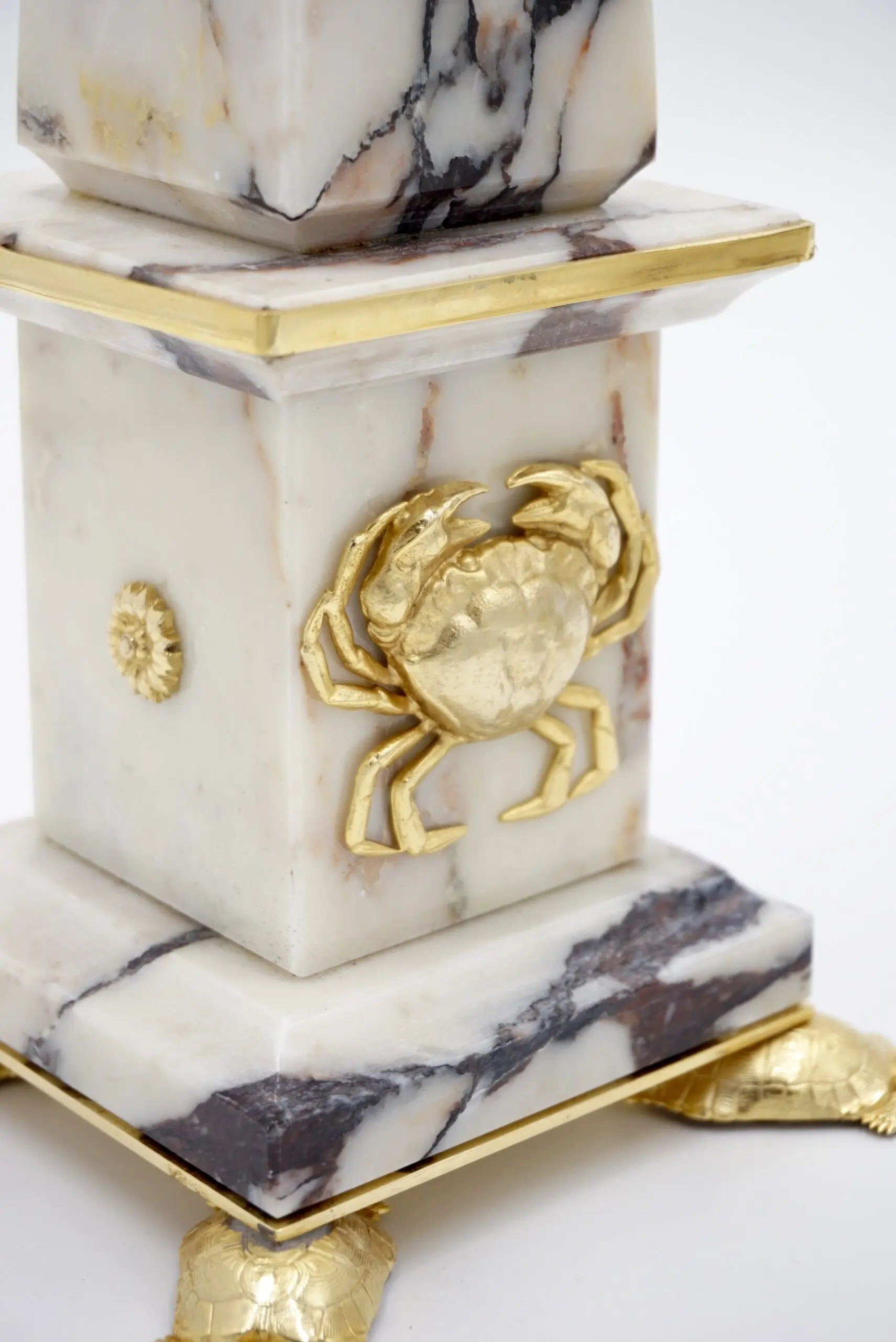 Pair of Breccia Medicea Marble and Bronze Obelisks, "Crabs", Limit.Edition 2018 — photo 6