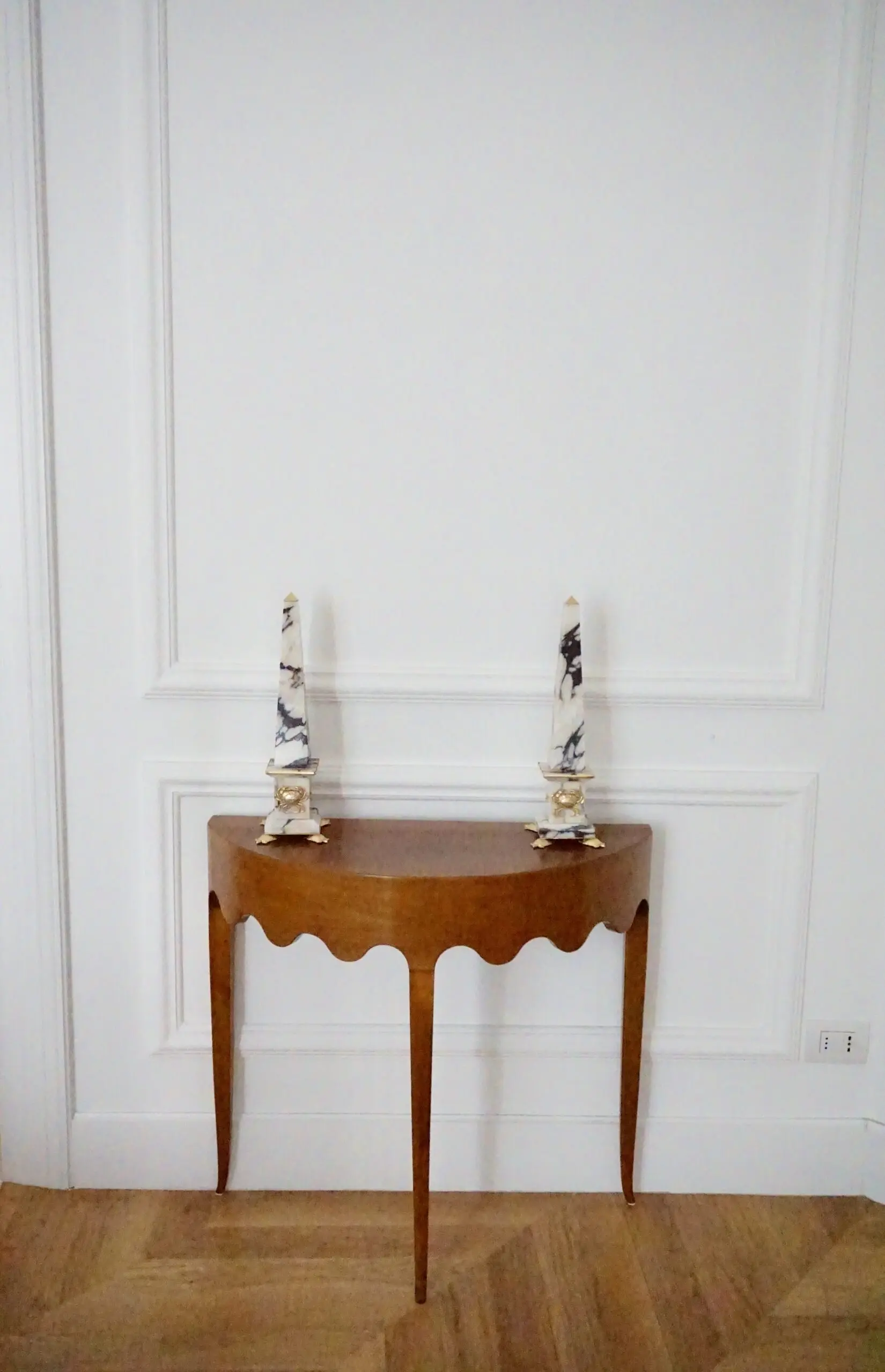 Pair of Breccia Medicea Marble and Bronze Obelisks, "Crabs", Limit.Edition 2018 — photo 11