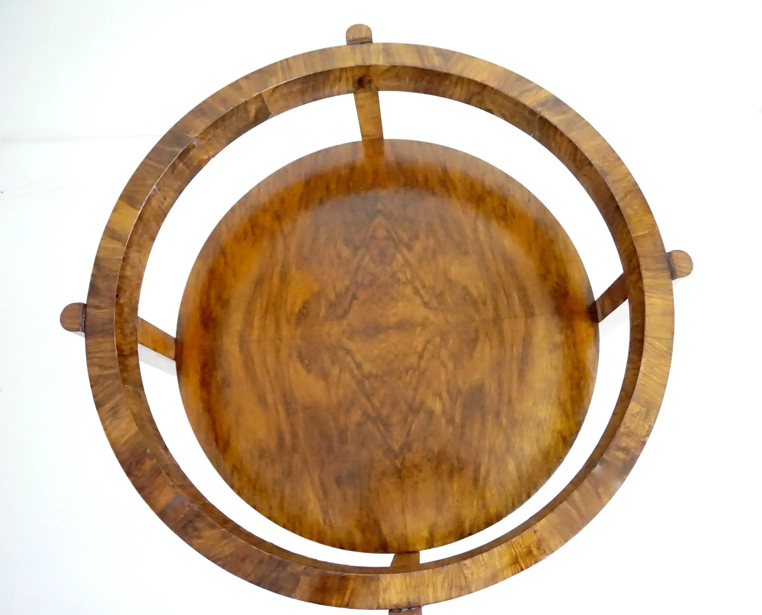Osvaldo Borsani round walnut root deco coffee table, bi shelves, glass top, 1931 — photo 12