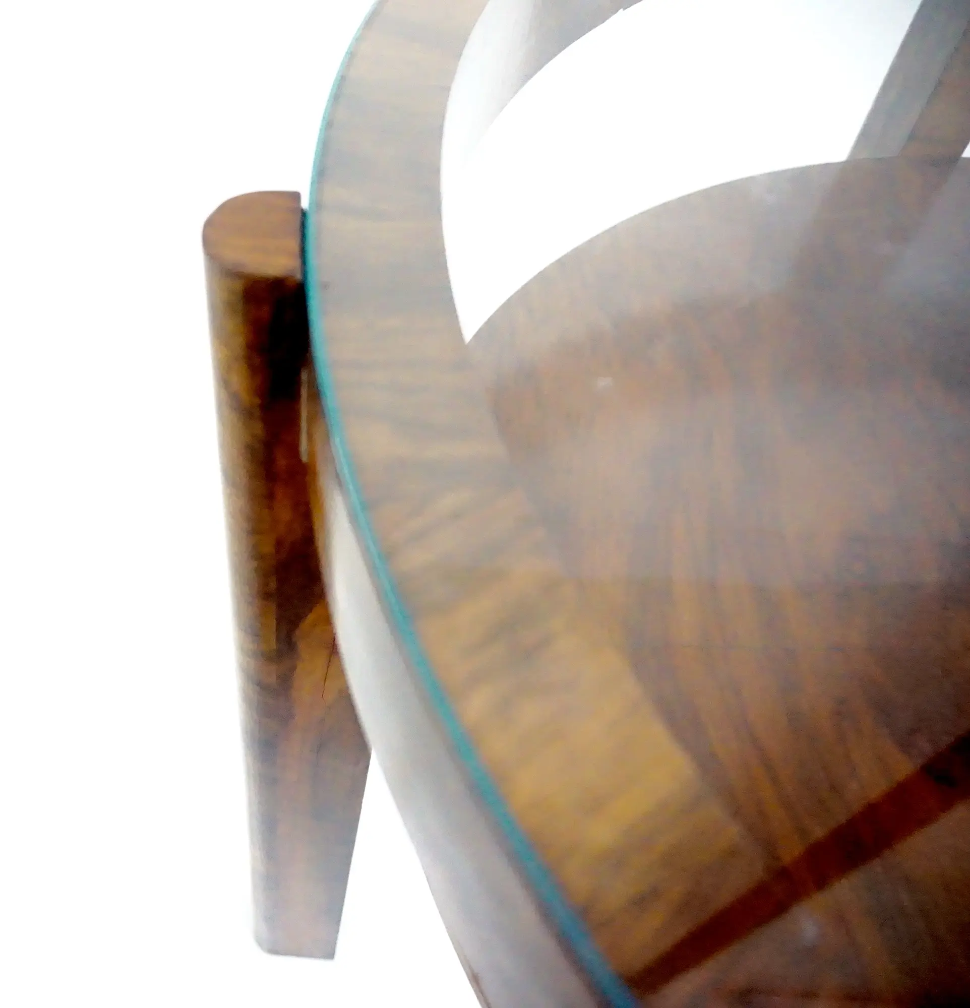 Osvaldo Borsani round walnut root deco coffee table, bi shelves, glass top, 1931 — photo 10