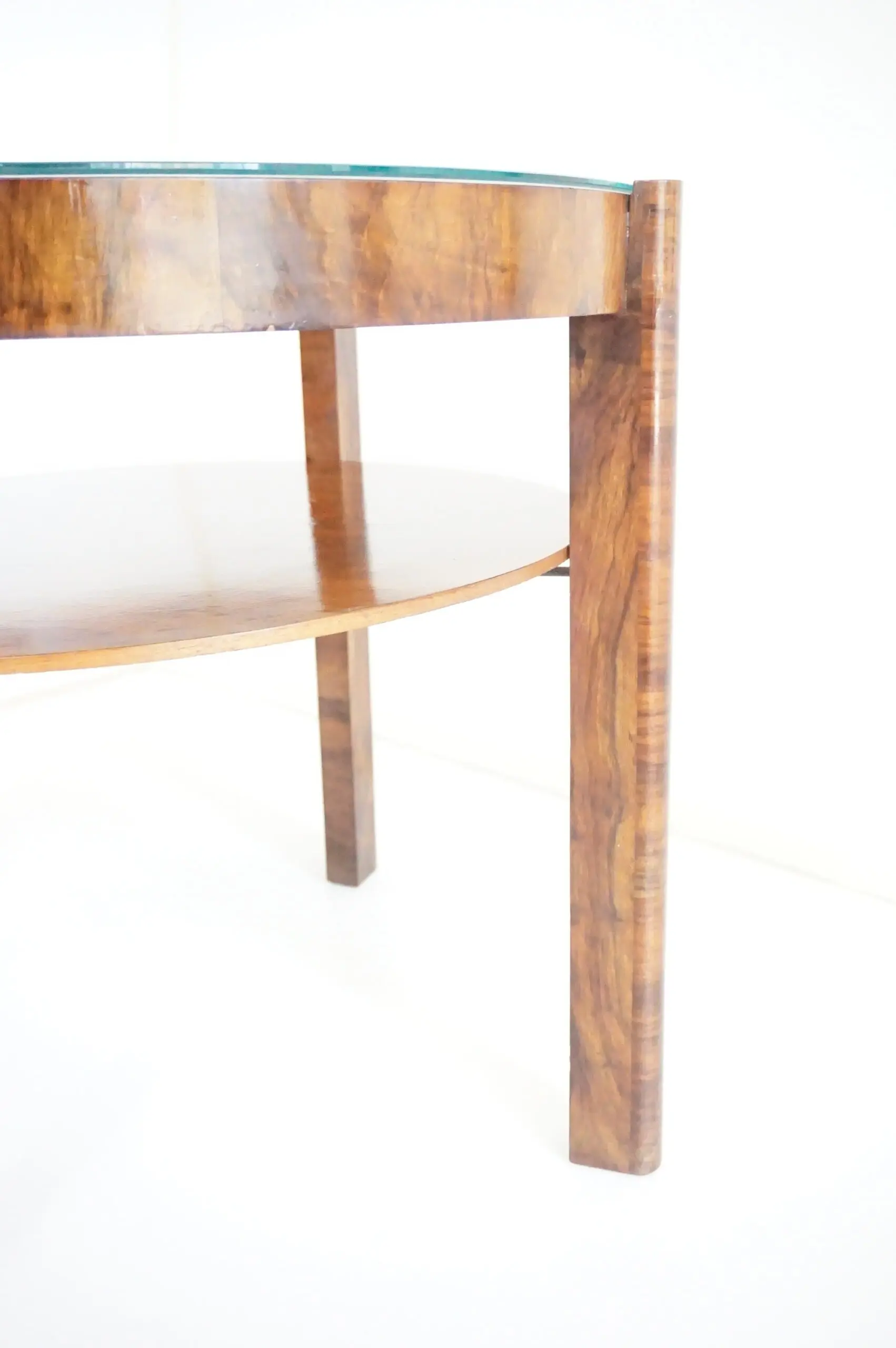 Osvaldo Borsani round walnut root deco coffee table, bi shelves, glass top, 1931 — photo 8