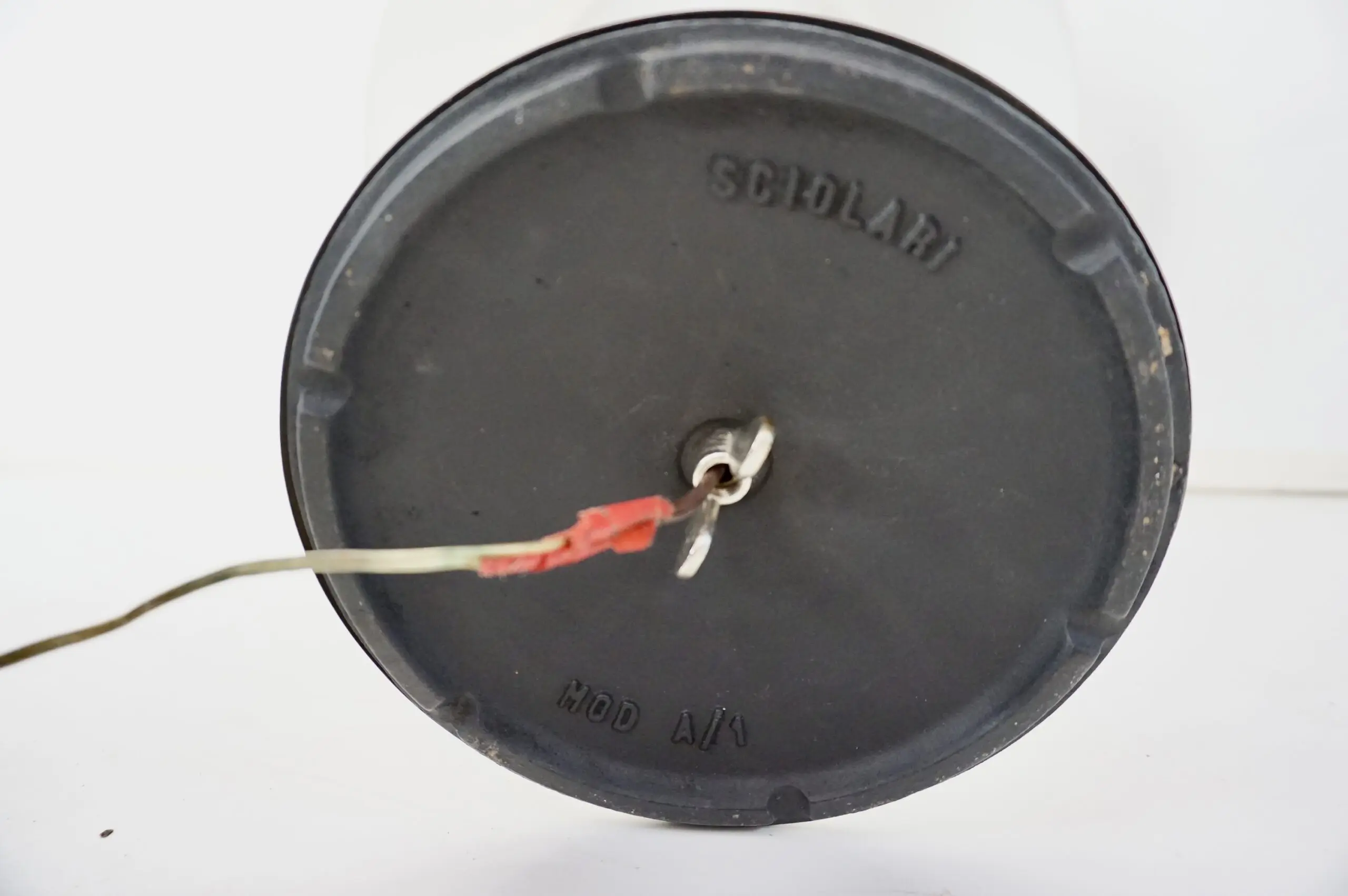 Gaetano Sciolari fine table lamp, brass, walnut, white plexiglass mod. A/1  1960 — photo 12