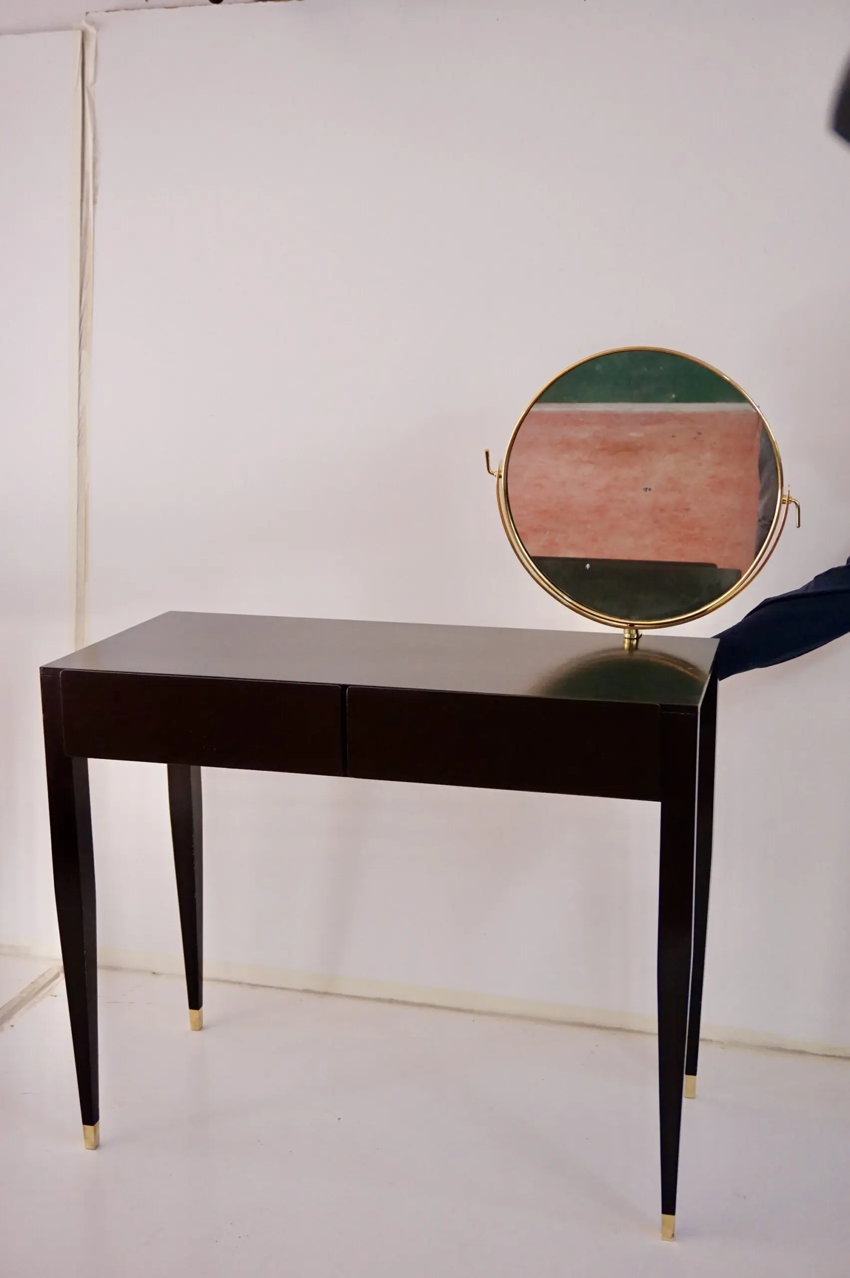 pair of Gio Ponti black lacquered console vanity tables from Hotel Royal, 1955 — photo 21