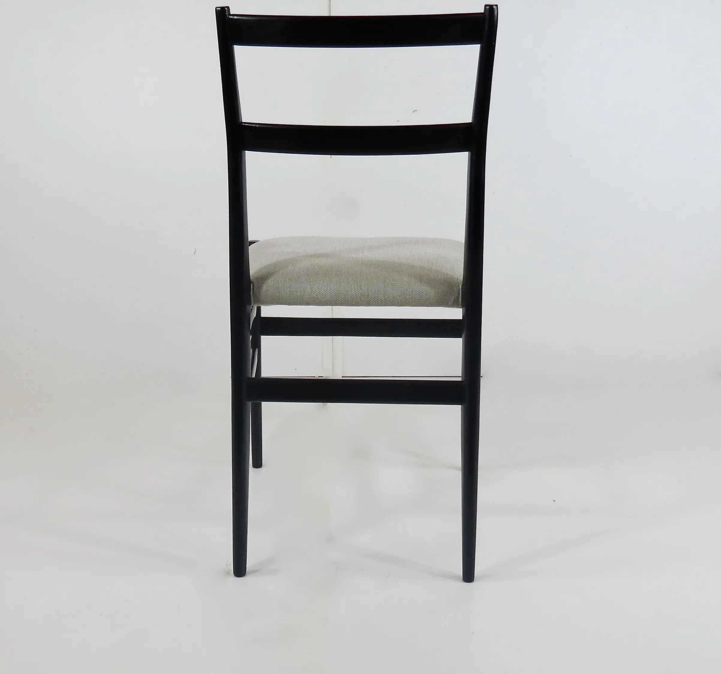 Set of Four Gio Ponti Black Laquered "Leggera" Chairs 646 by Cassina, 1952 — photo 9