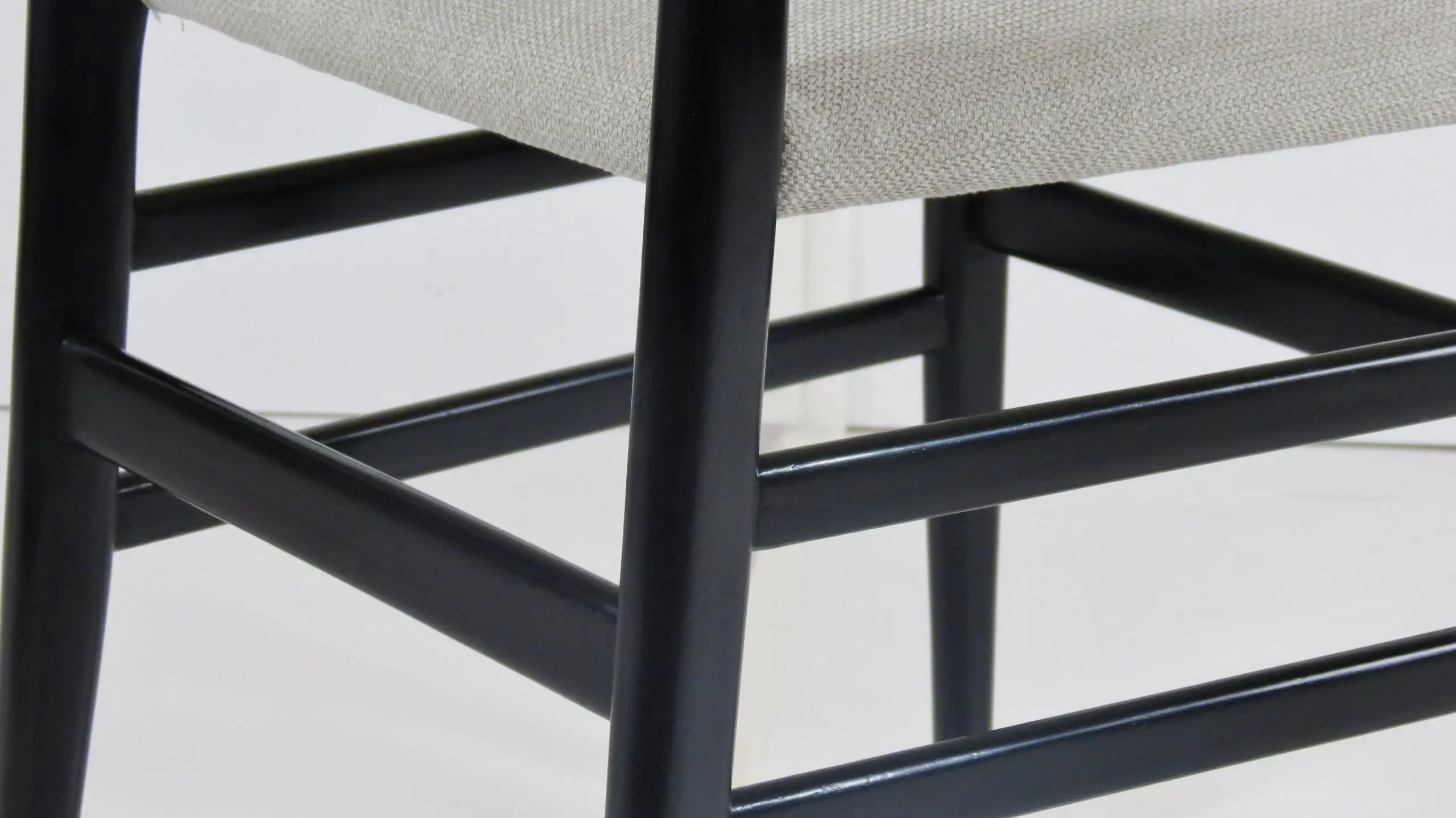 Set of Four Gio Ponti Black Laquered "Leggera" Chairs 646 by Cassina, 1952 — photo 11
