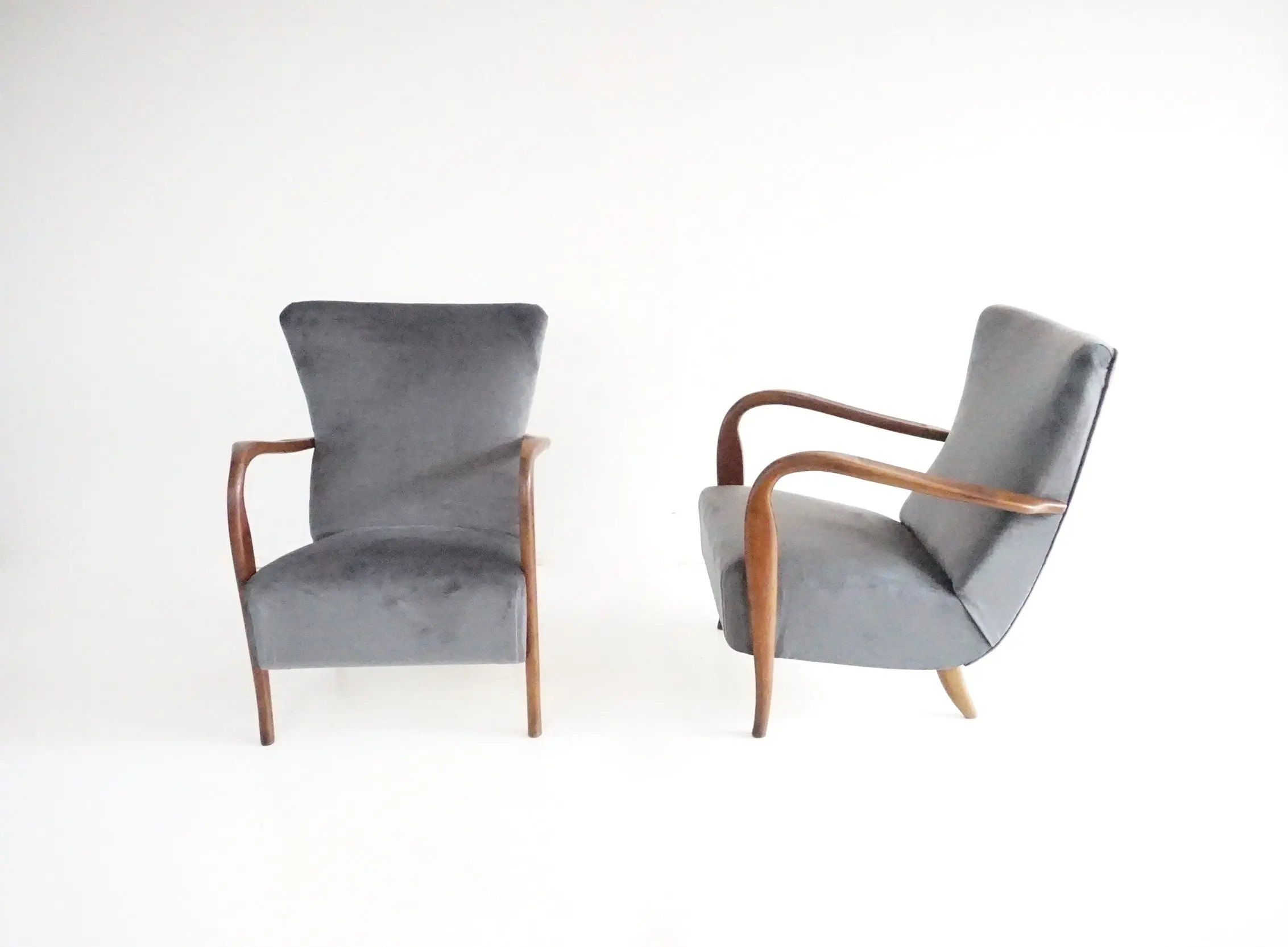 pair of wood and grey velvet armchairs mod. 401 from Cassina, Meda, 1940 — photo 4