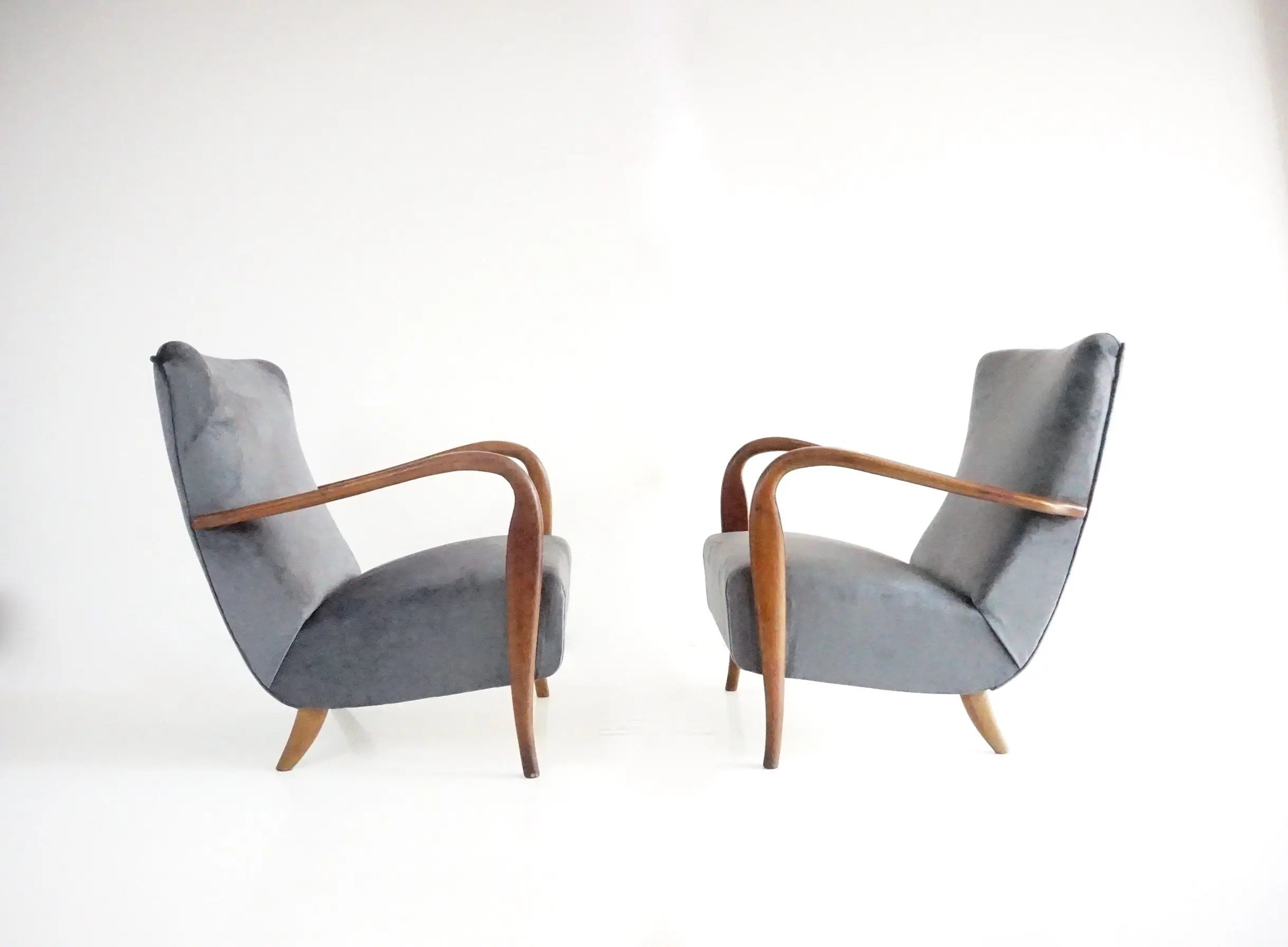 pair of wood and grey velvet armchairs mod. 401 from Cassina, Meda, 1940 — Cassina