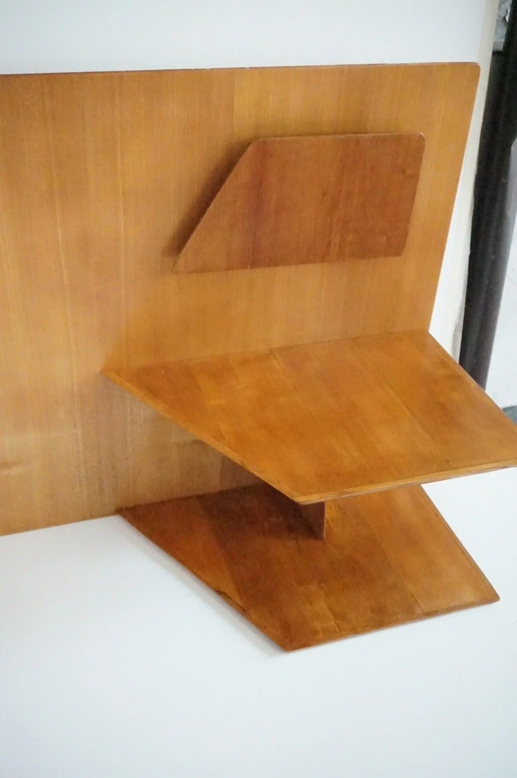 Gio Ponti pair of rare elm wood Headboards fitted bedside tables, Hotel Royal, 1955 — photo 11