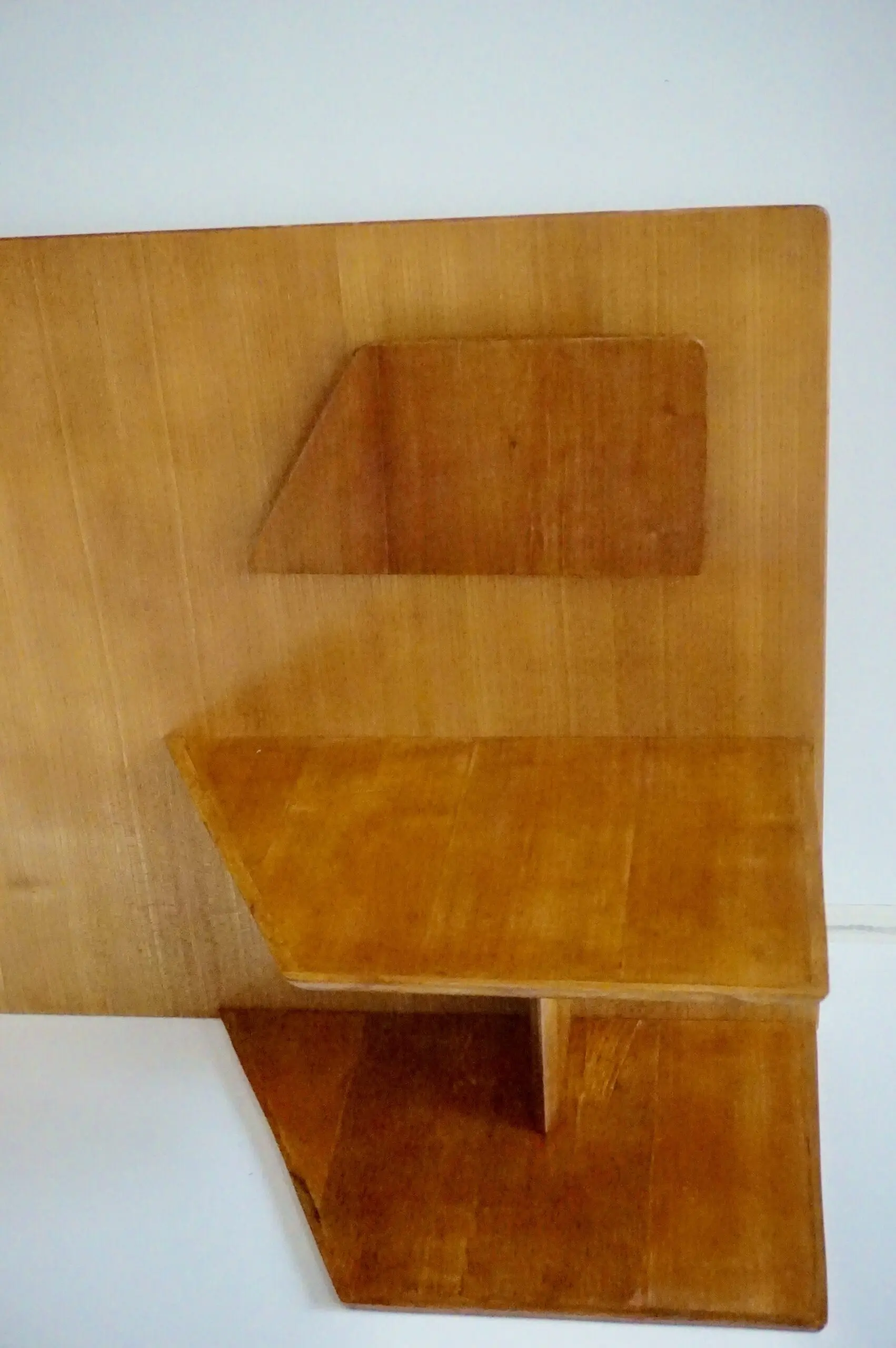 Gio Ponti pair of rare elm wood Headboards fitted bedside tables, Hotel Royal, 1955 — photo 7