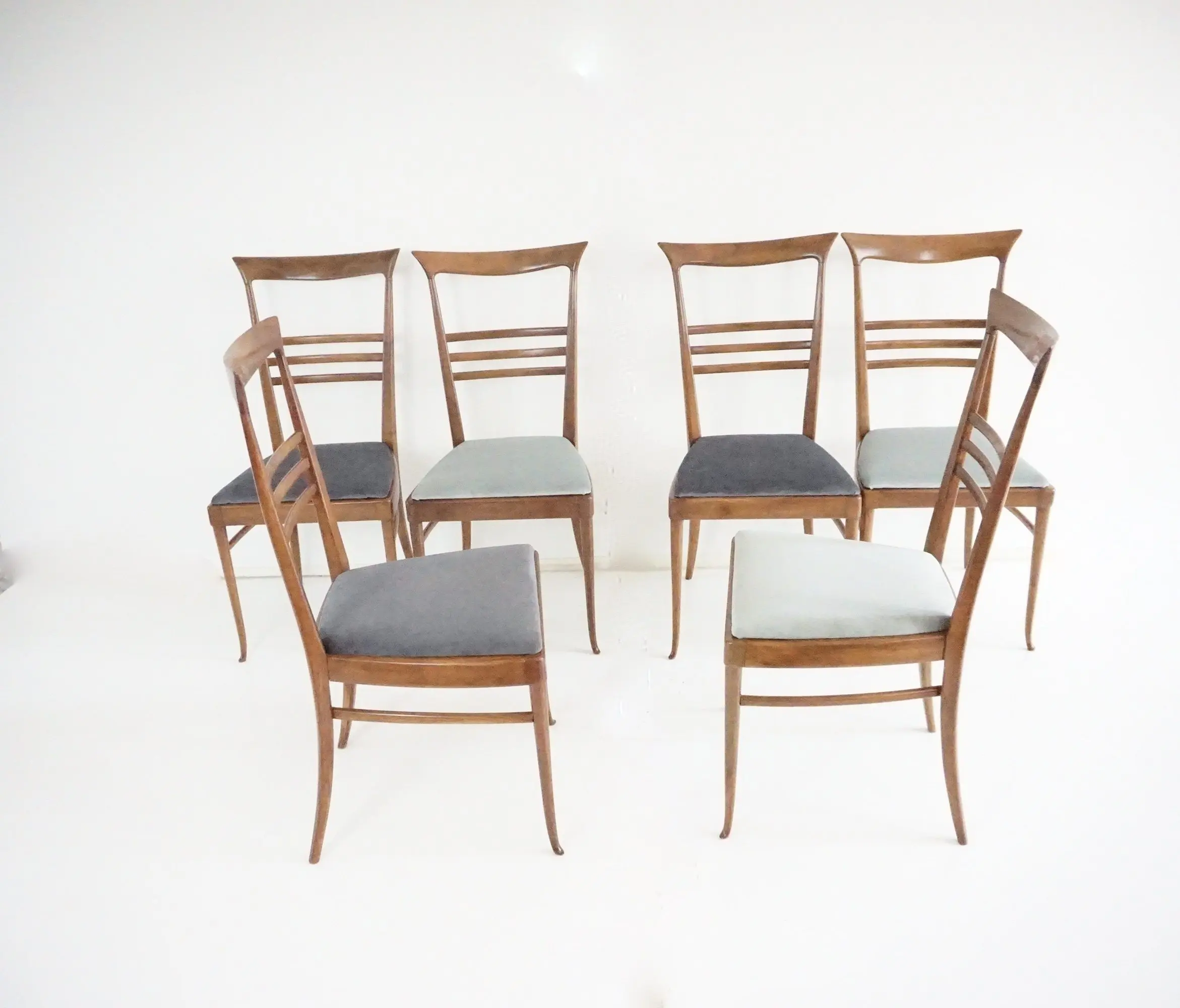 fine set of 6 Melchiorre Bega walnut  and velvet high back dining chairs, 1950 — photo 5