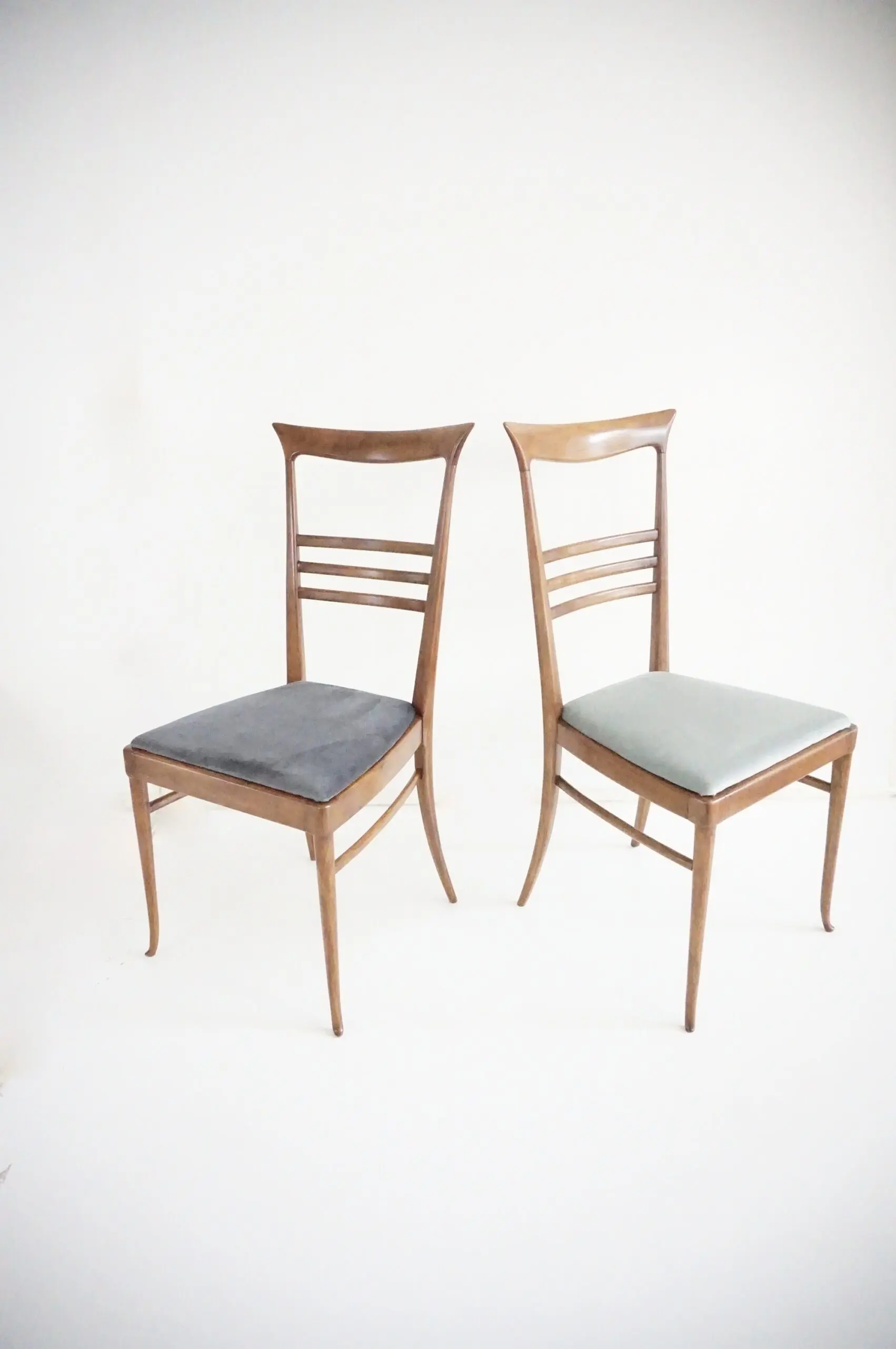 fine set of 6 Melchiorre Bega walnut  and velvet high back dining chairs, 1950 — photo 4