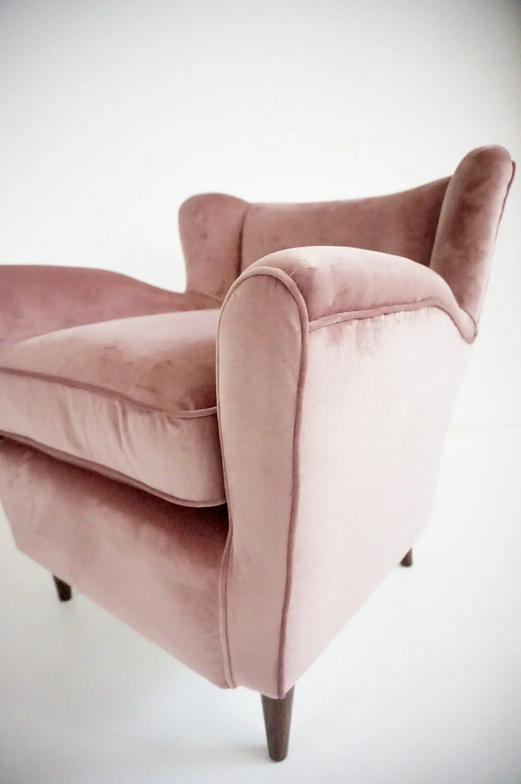 pair of fine Maurizio Tempestini old rose  velvet armchairs, Florence, 1938 — photo 10