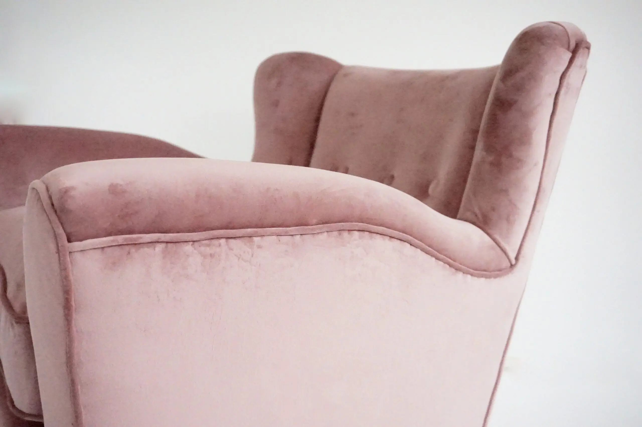 pair of fine Maurizio Tempestini old rose  velvet armchairs, Florence, 1938 — photo 13