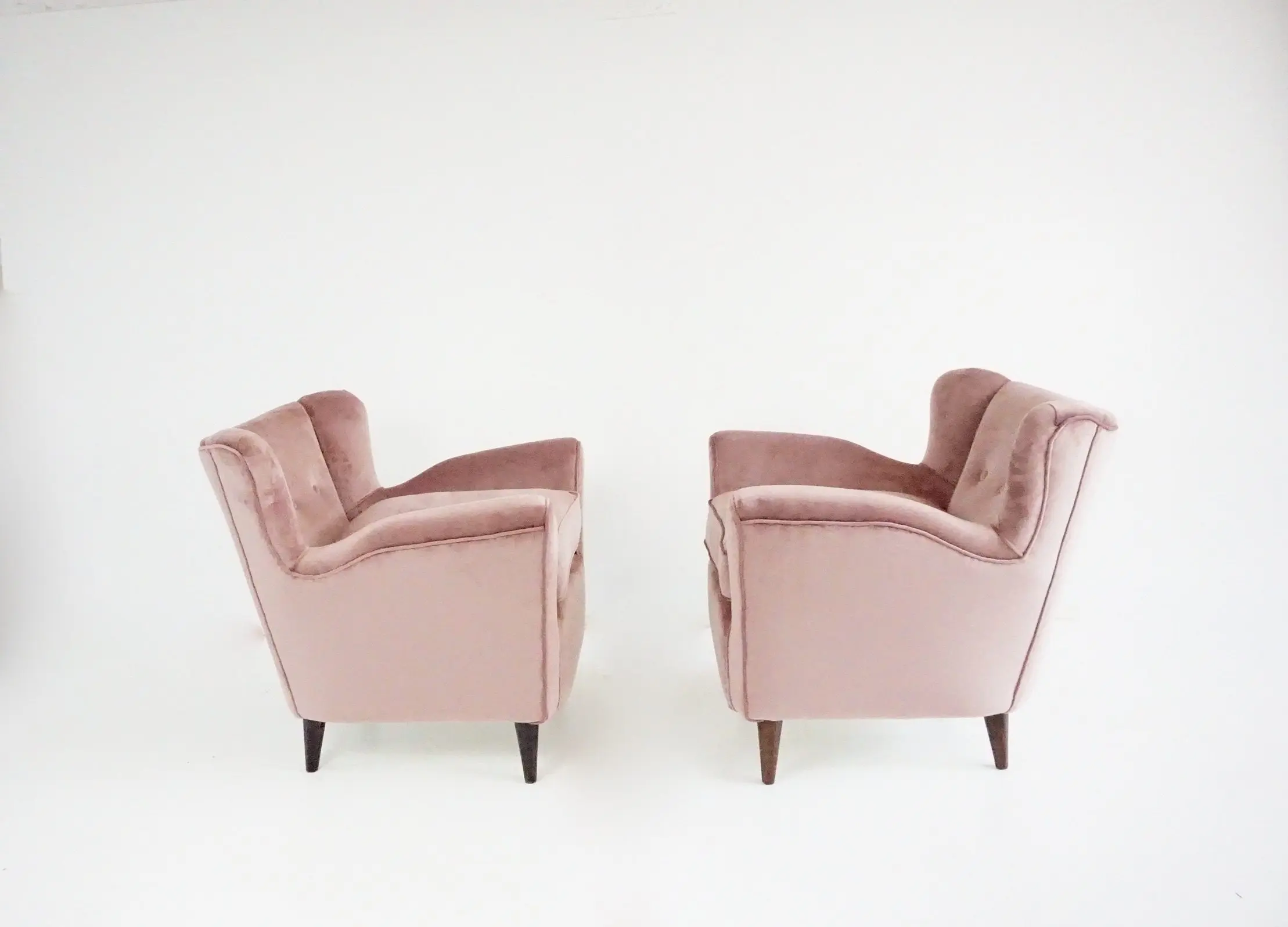 pair of fine Maurizio Tempestini old rose  velvet armchairs, Florence, 1938 — photo 6