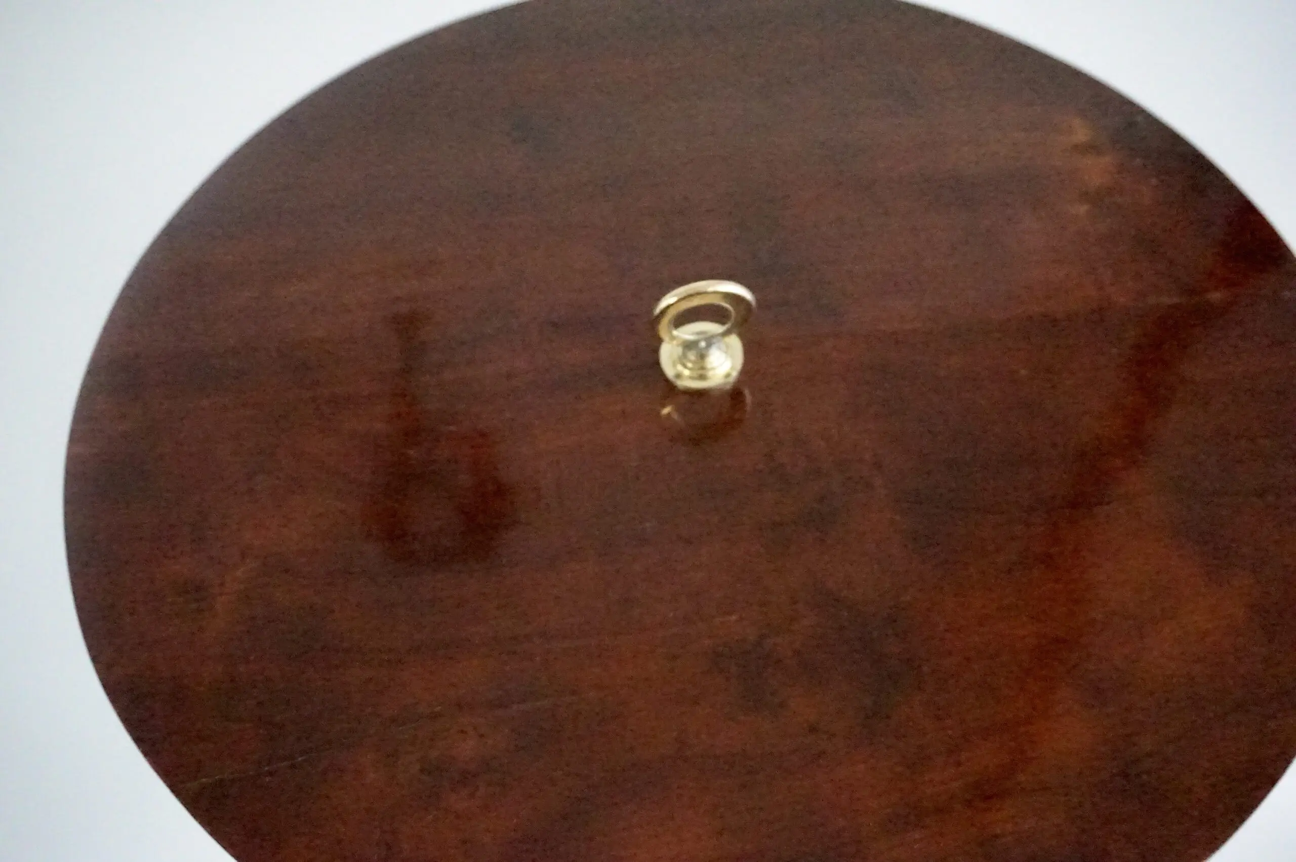 round  gueridon side table brass, marble and walnut, C6, Lorenzo Ciompi, 2025 — photo 8
