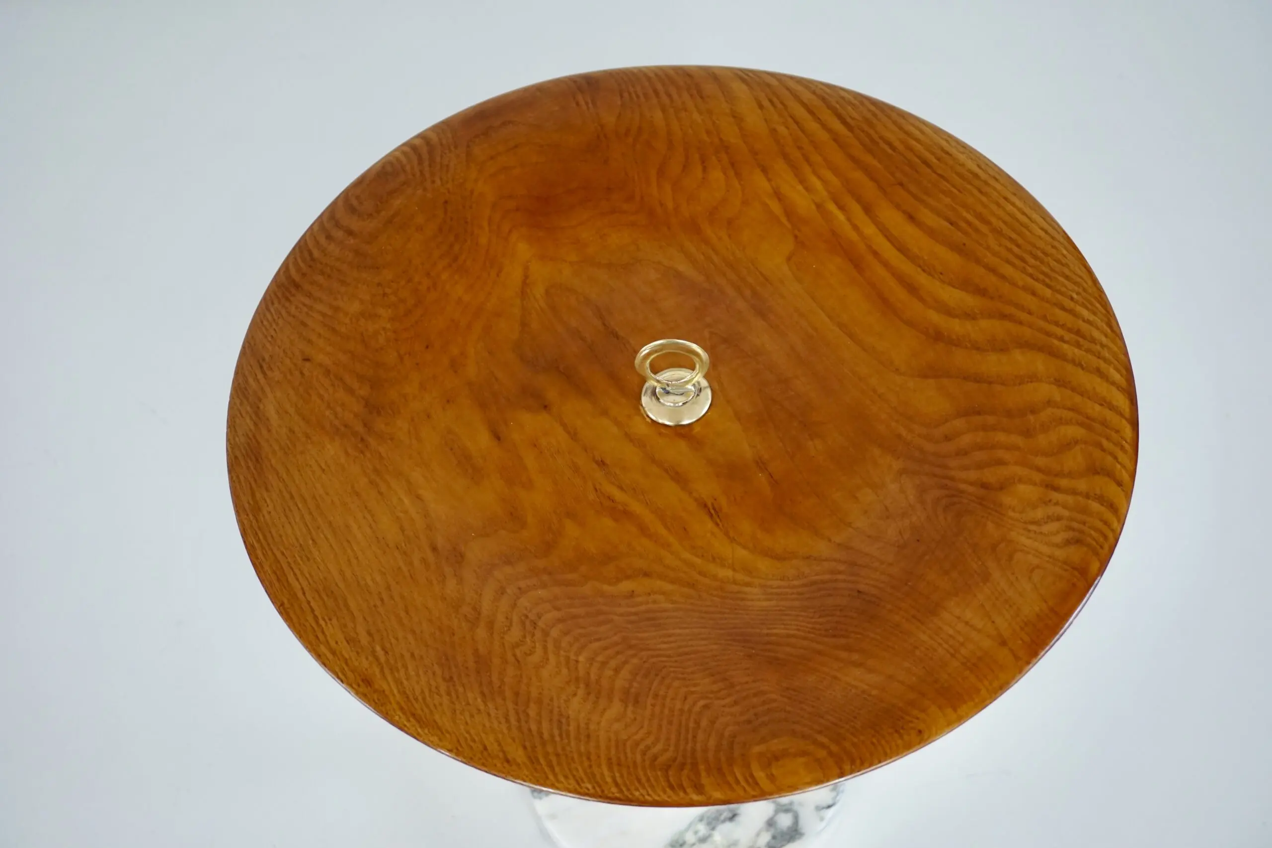 round occasional side table, ash, brass and marble C5 Lorenzo Ciompi, 2025 — photo 11
