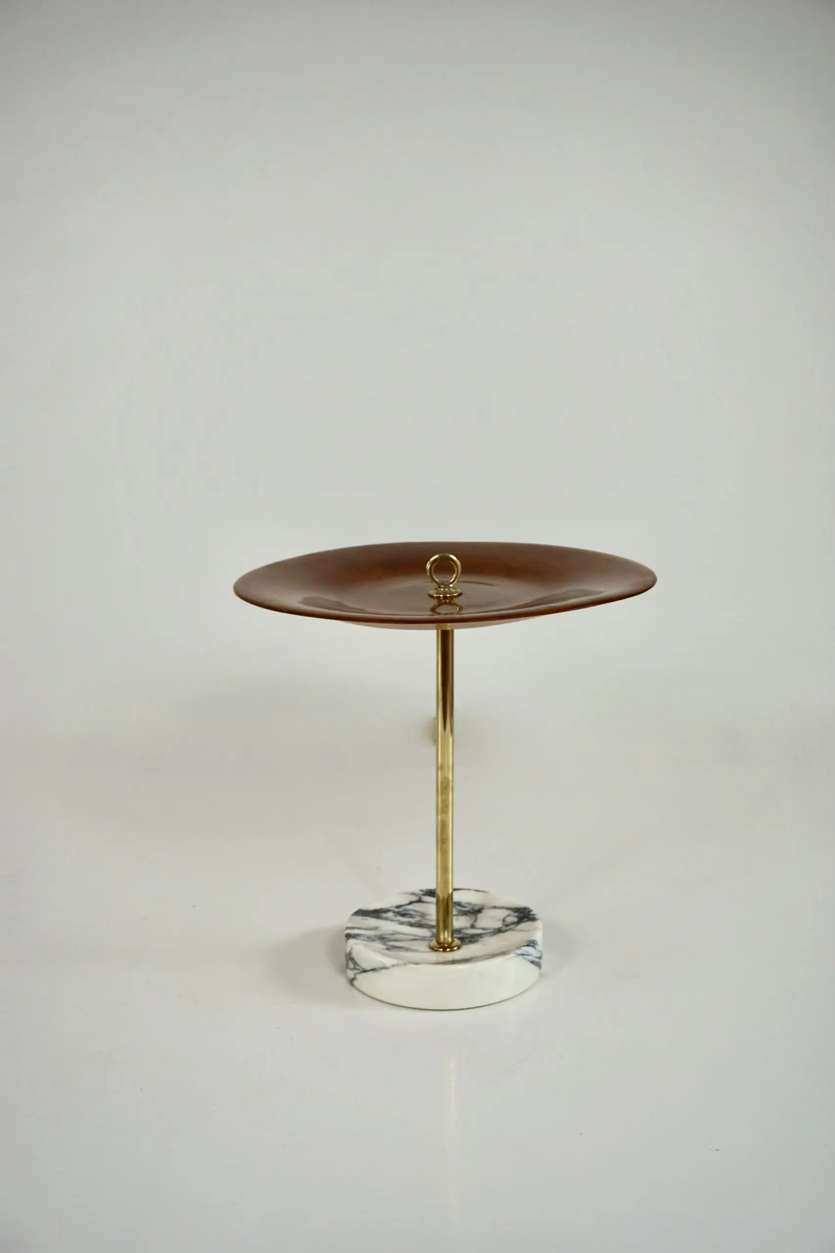 round occasional side table, ash, brass and marble C5 Lorenzo Ciompi, 2025 — image 3