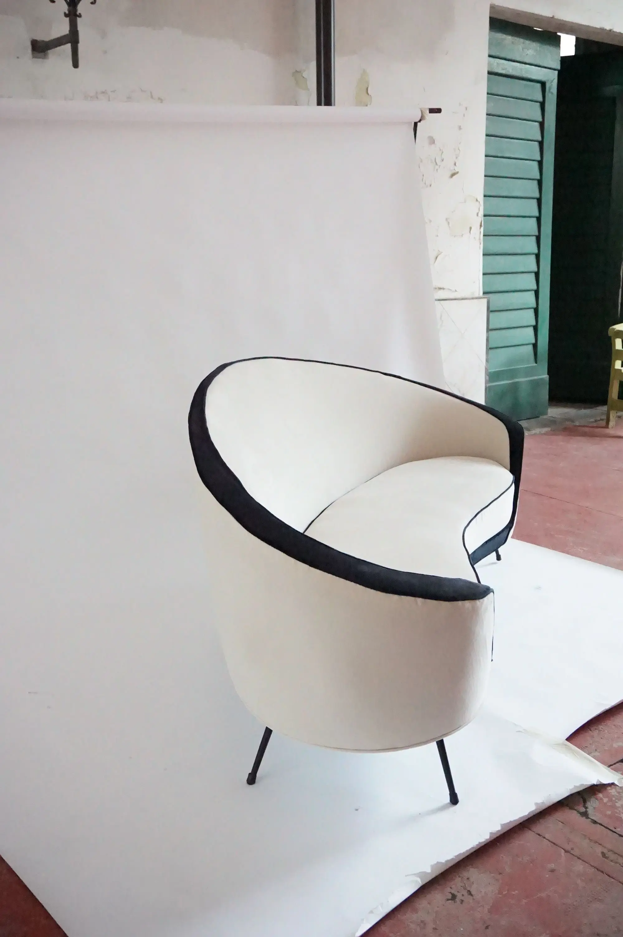 large Ico Parisi 812 three seat sofa, prototype, executed by A. Colombo 1953 — photo 20