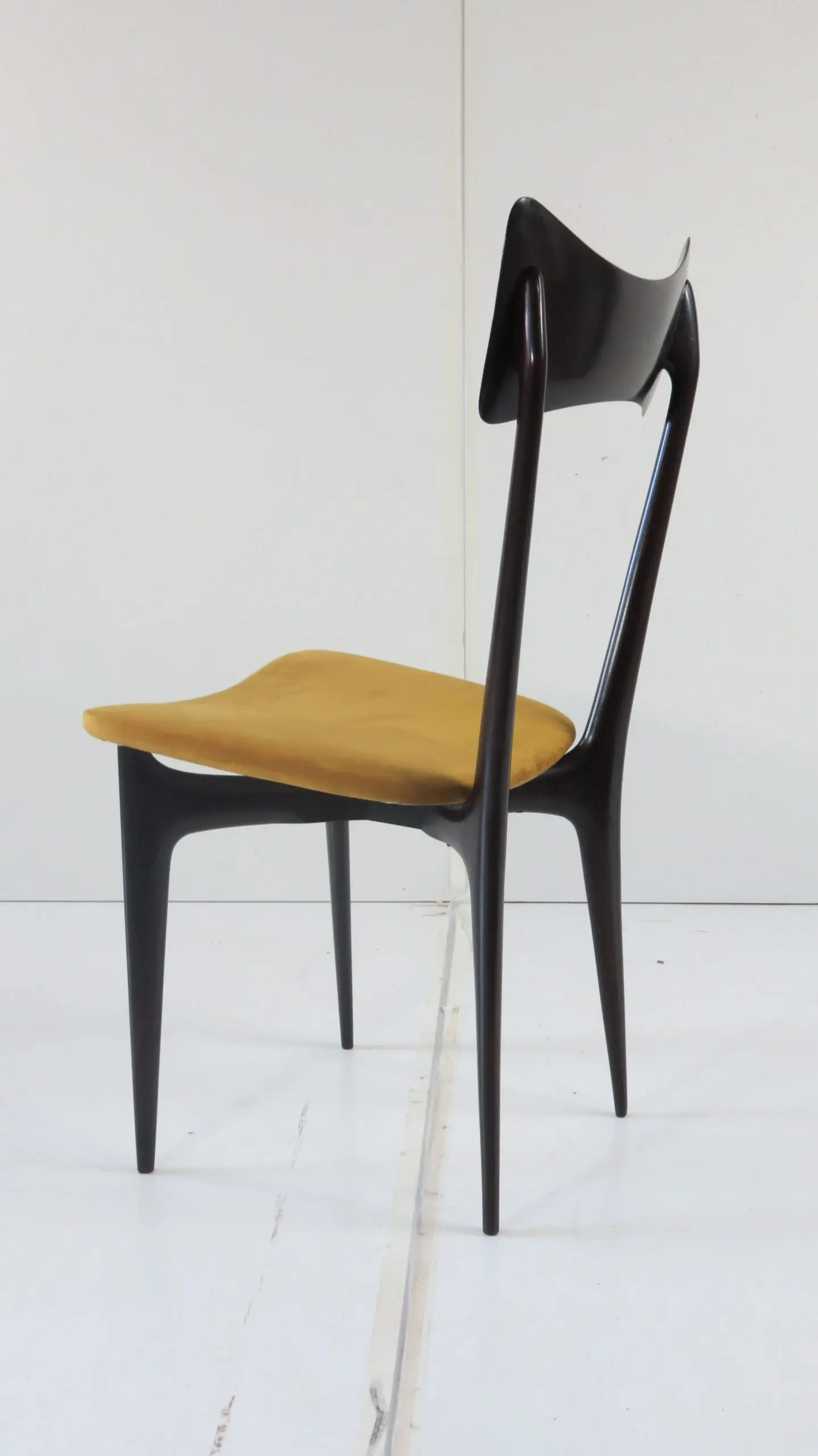 Set of Six Ico and Luisa Parisi Ebonized Dining Chairs by Ariberto Colombo, 1952 — photo 6