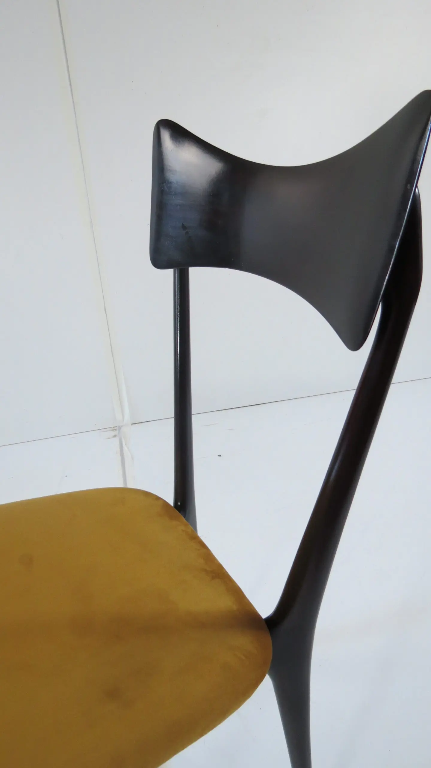 Set of Six Ico and Luisa Parisi Ebonized Dining Chairs by Ariberto Colombo, 1952 — photo 16