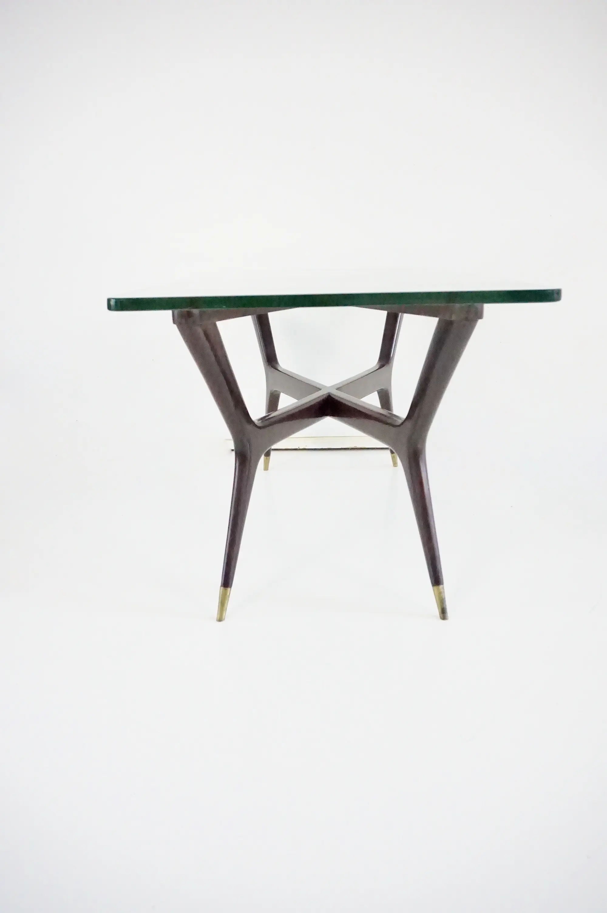 large Gio Ponti coffee table, walnut and Fontana arte thick glass, 1940 — photo 4
