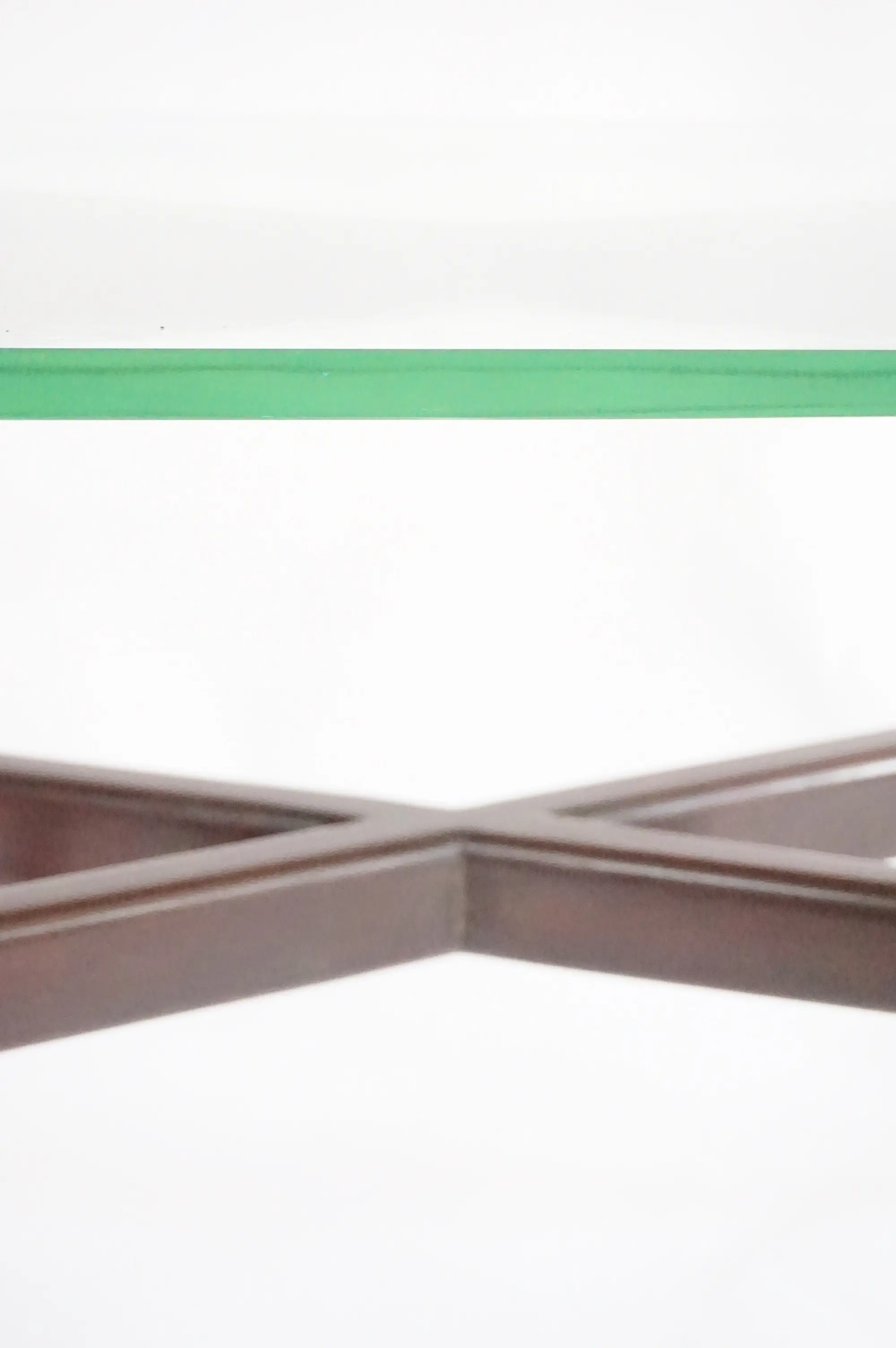 large Gio Ponti coffee table, walnut and Fontana arte thick glass, 1940 — photo 10