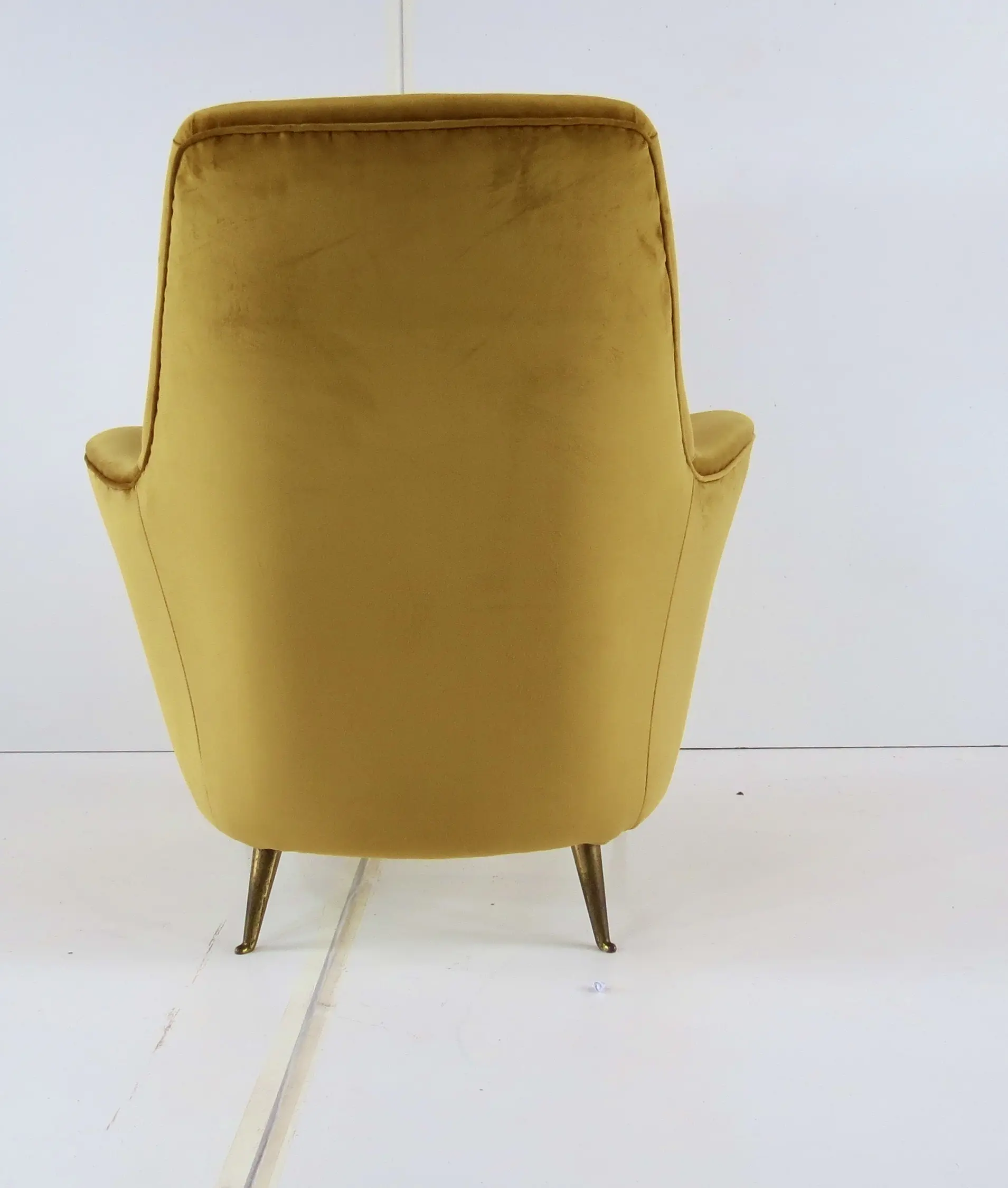 Pair of Rare Gold Ico & Luisa Parisi Armchairs by Isa, 1952 — photo 5