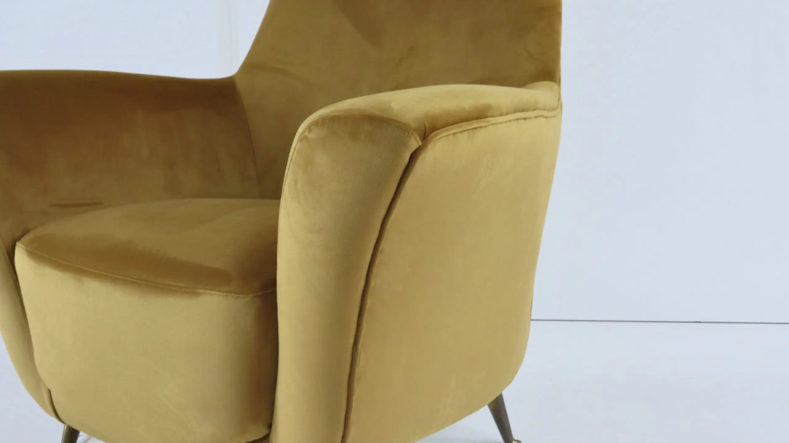 Pair of Rare Gold Ico & Luisa Parisi Armchairs by Isa, 1952 — photo 17