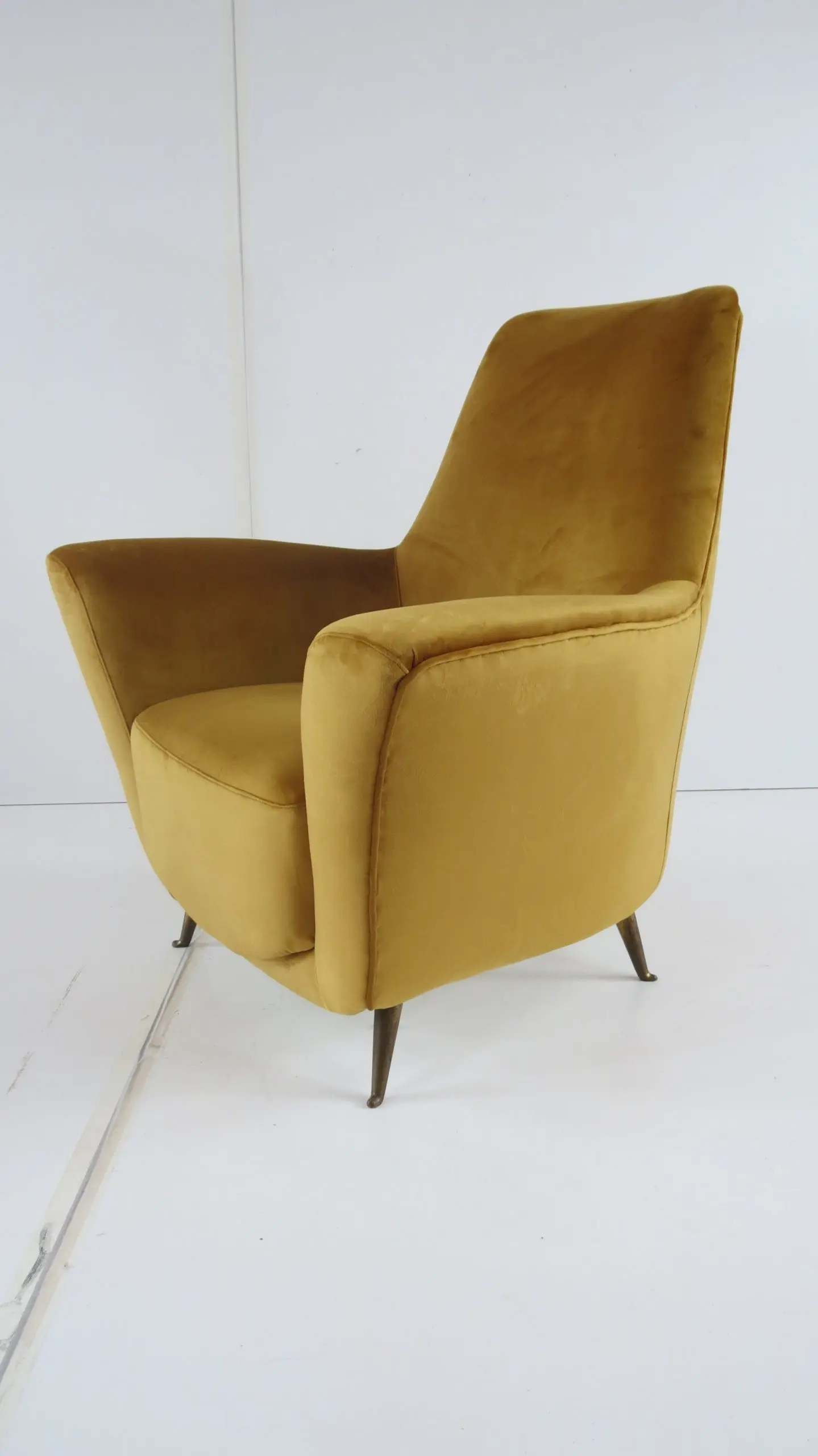 Pair of Rare Gold Ico & Luisa Parisi Armchairs by Isa, 1952 — photo 8