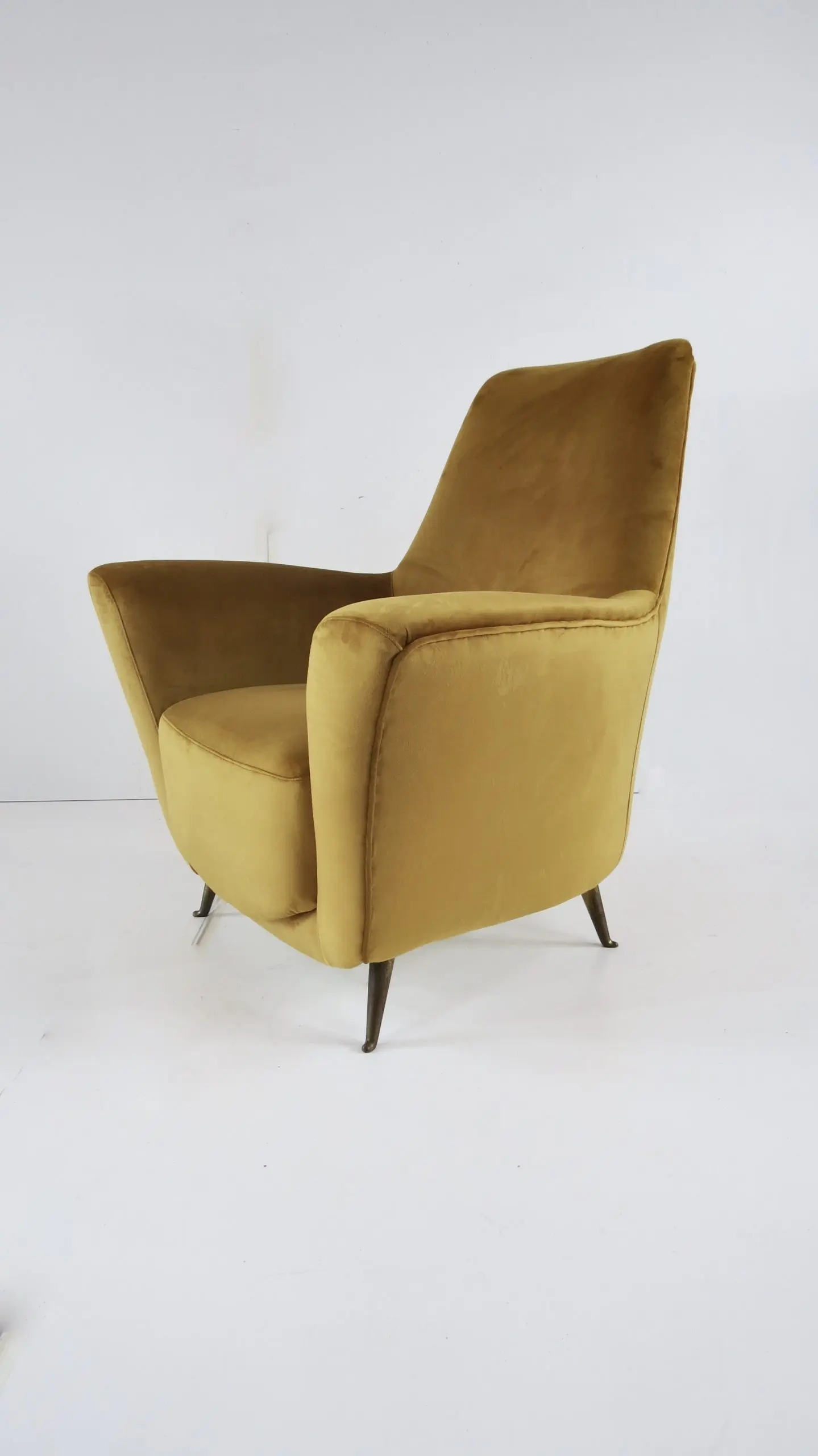 Pair of Rare Gold Ico & Luisa Parisi Armchairs by Isa, 1952 — photo 7