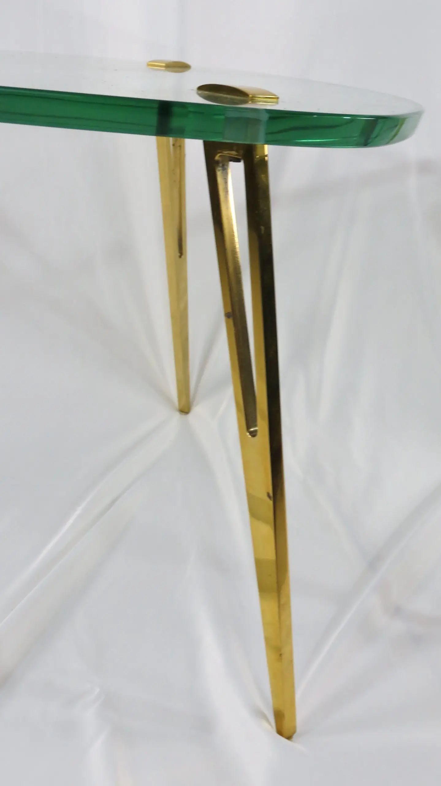 Pair of Rare Glass and Bronze Side Tables Three Feet,Fontana Arte,1950 — photo 8
