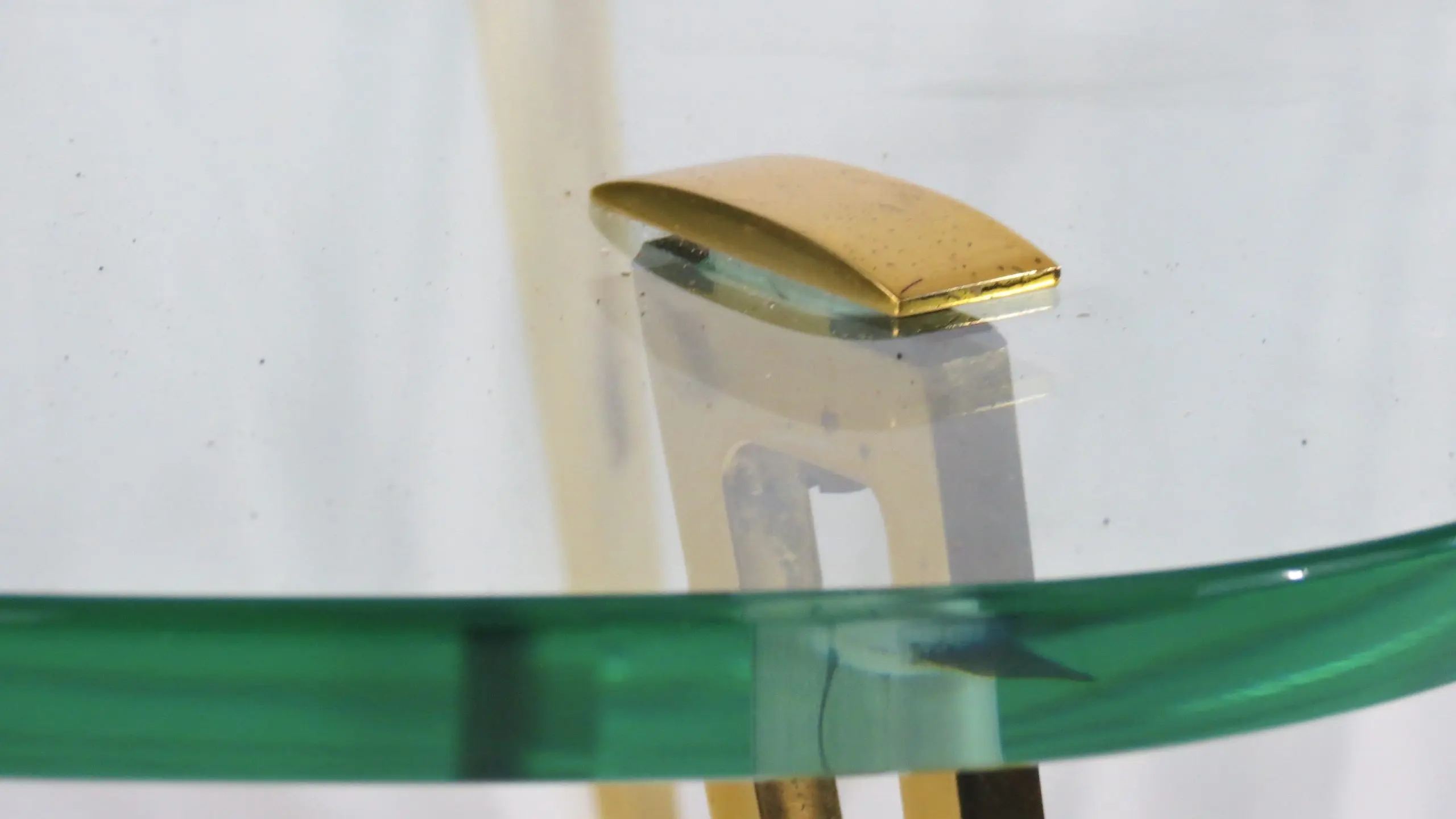 Pair of Rare Glass and Bronze Side Tables Three Feet,Fontana Arte,1950 — photo 10