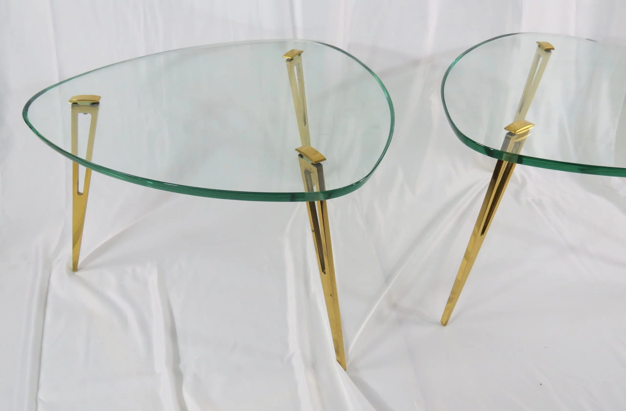 Pair of Rare Glass and Bronze Side Tables Three Feet,Fontana Arte,1950 — image 3