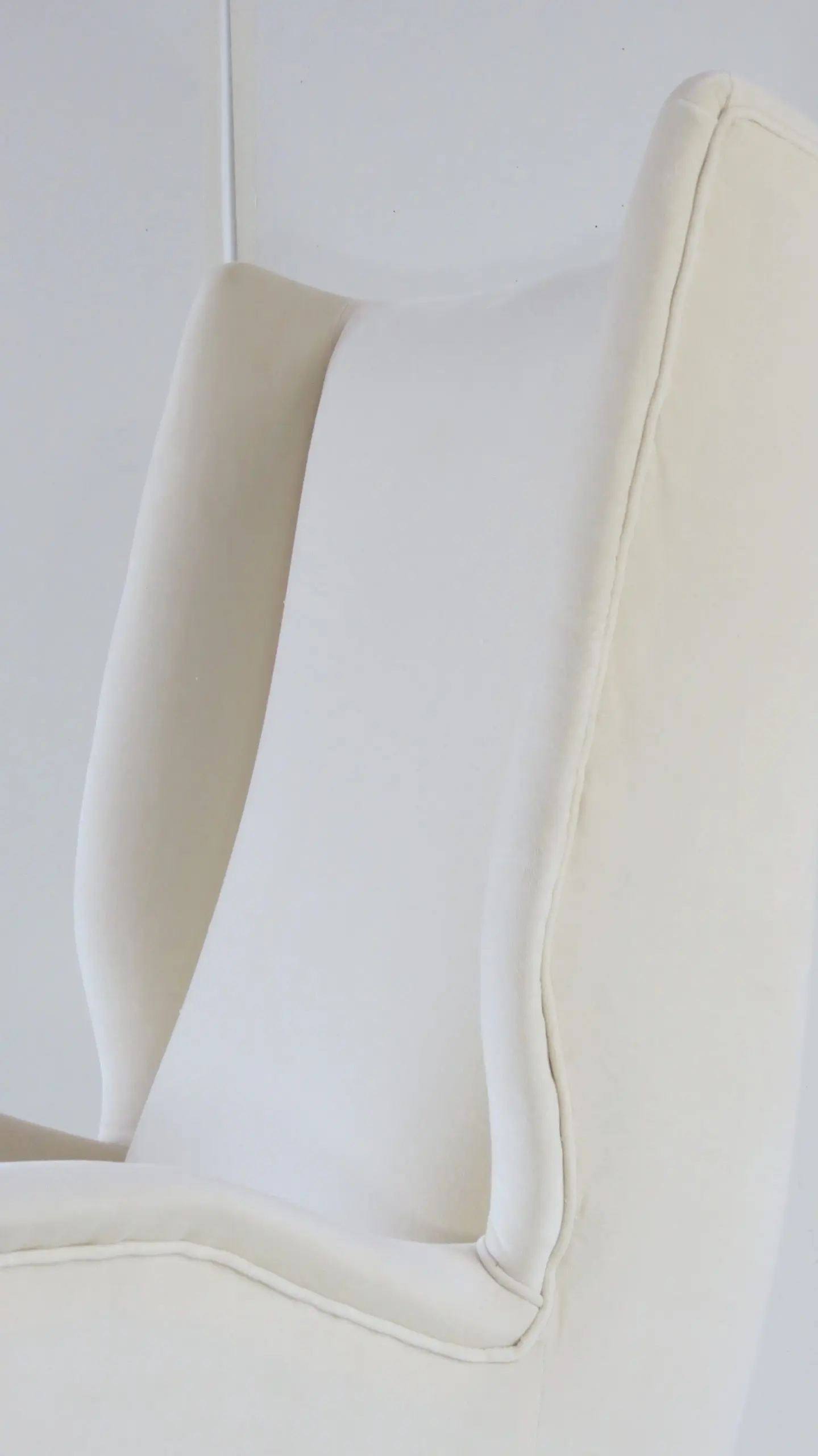 Gio Ponti Ivory Wingback Armchair N. 512, circa 1950 — photo 4