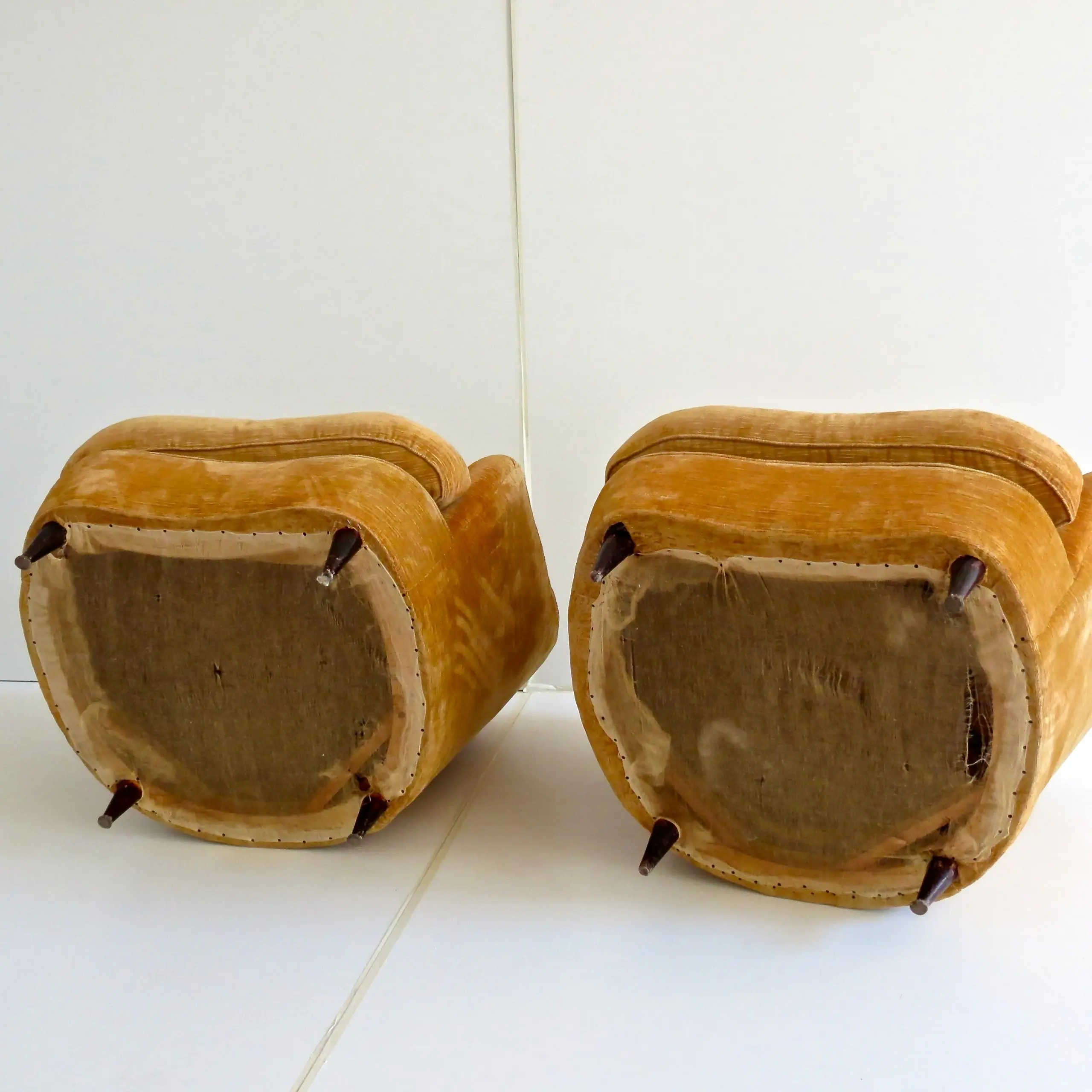 Pair of Large Armchairs Attributed to Guglielmo Ulrich, 1950 — photo 11