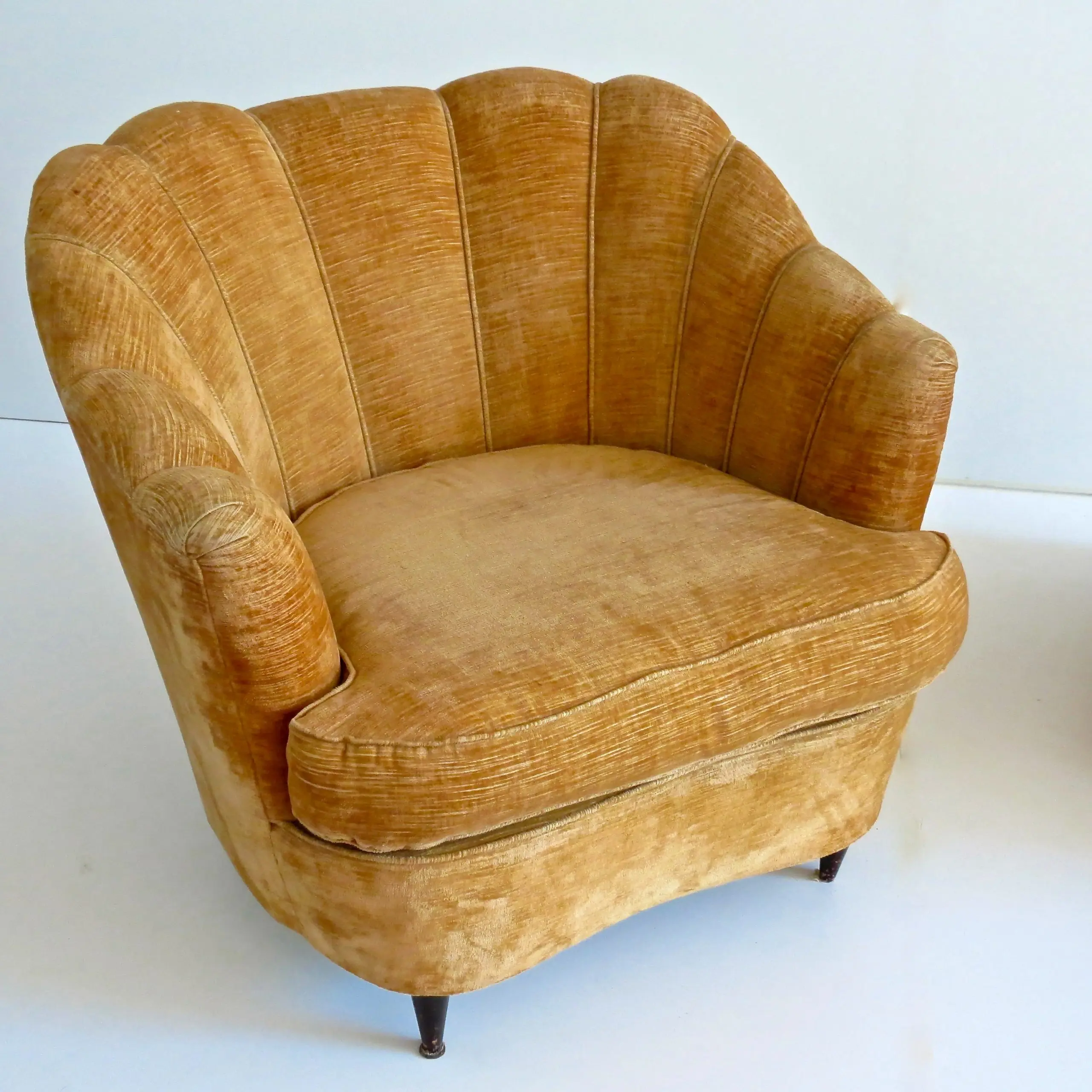 Pair of Large Armchairs Attributed to Guglielmo Ulrich, 1950 — photo 10