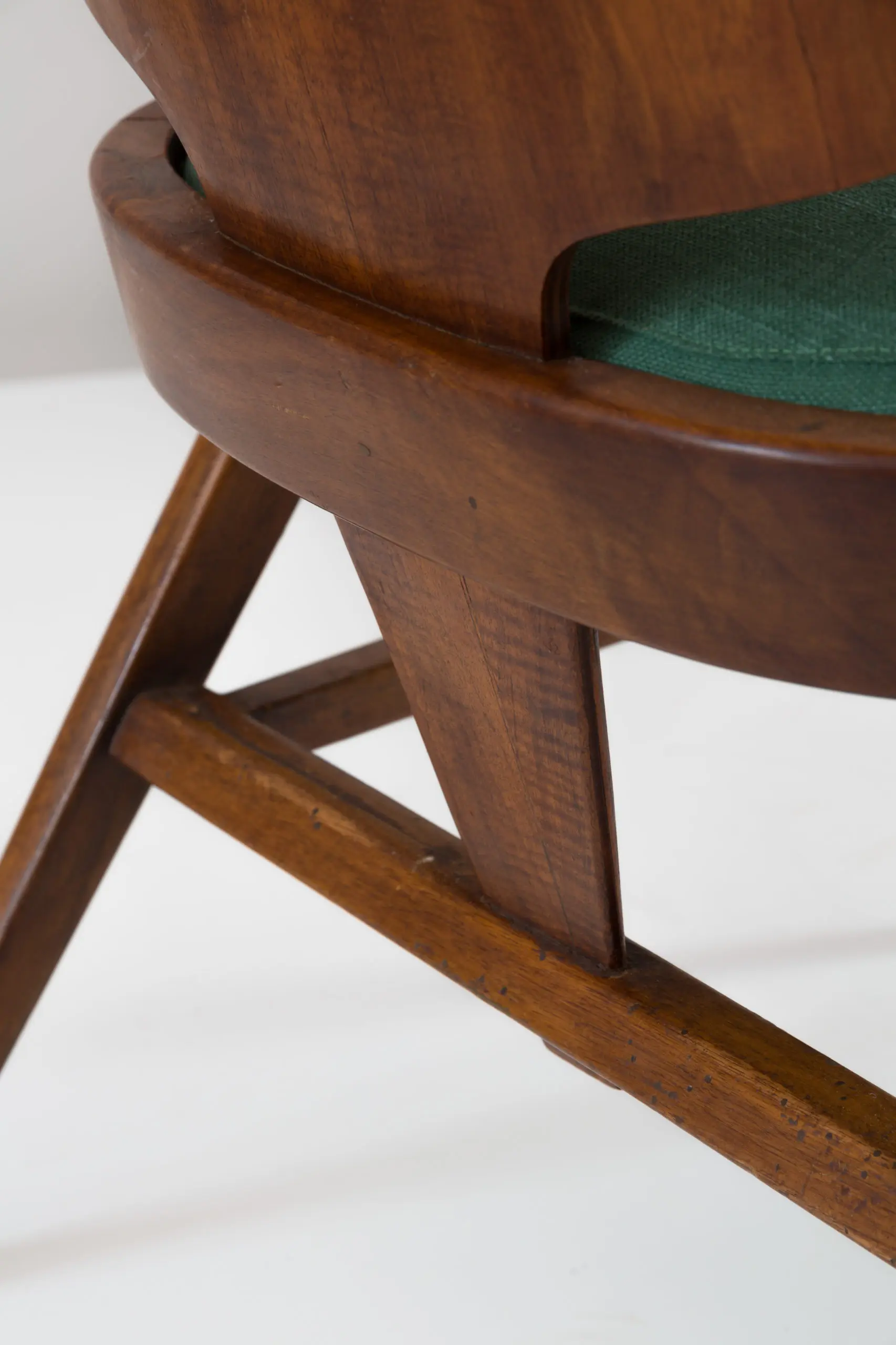 Important and rare set of six Cassina dining armchairs, 1950 — photo 15