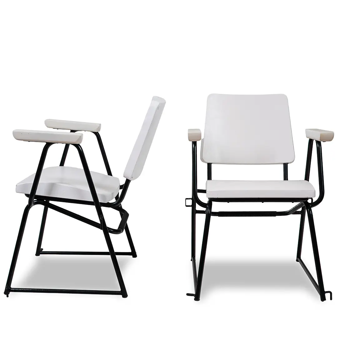 Set of 12 Attr. Studio BBPR Armchairs Withe Laquered Wood Torino 1945 — photo 7