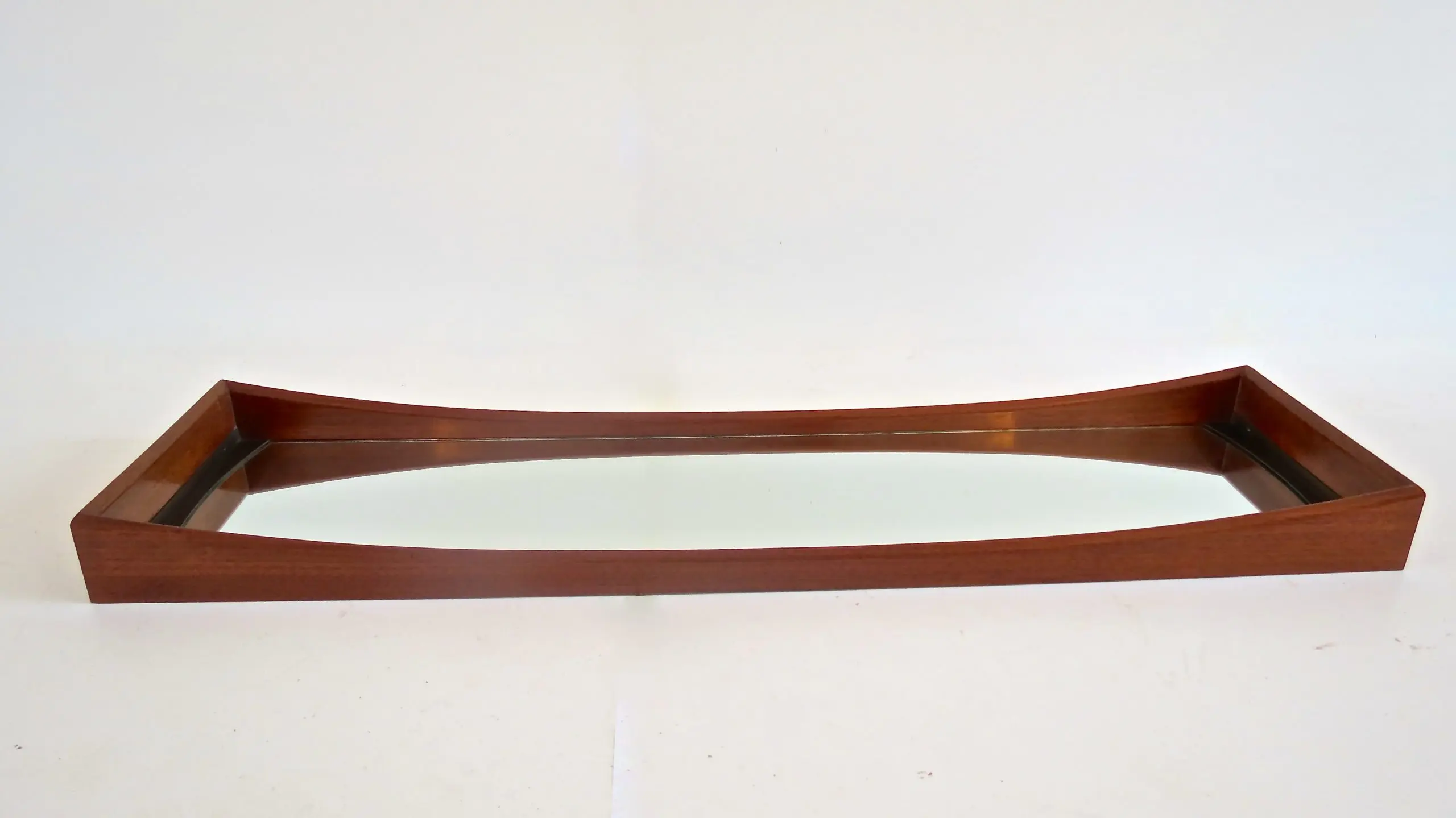 Pair of Walnut Ico Parisi Curved Wall Mirrors, 1950 — photo 10